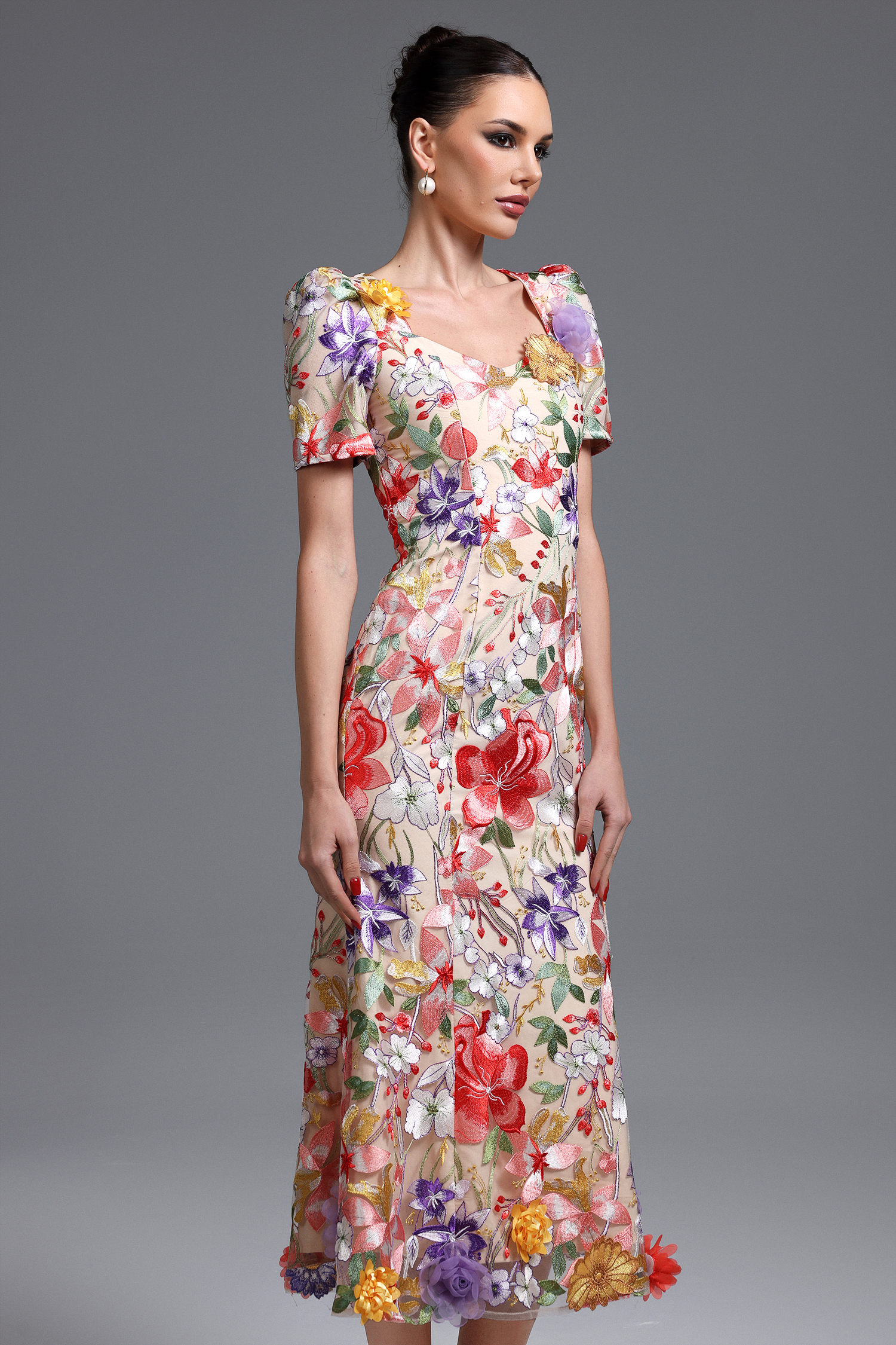 Yauia Romantic Embroidered Short Sleeve Floral Maxi Dress