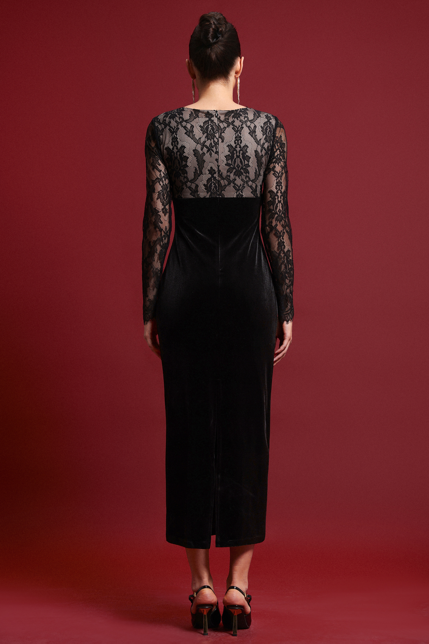 Lotta Sexy Contour V Neck Long Sleeve Lace Velvet Maxi Dress