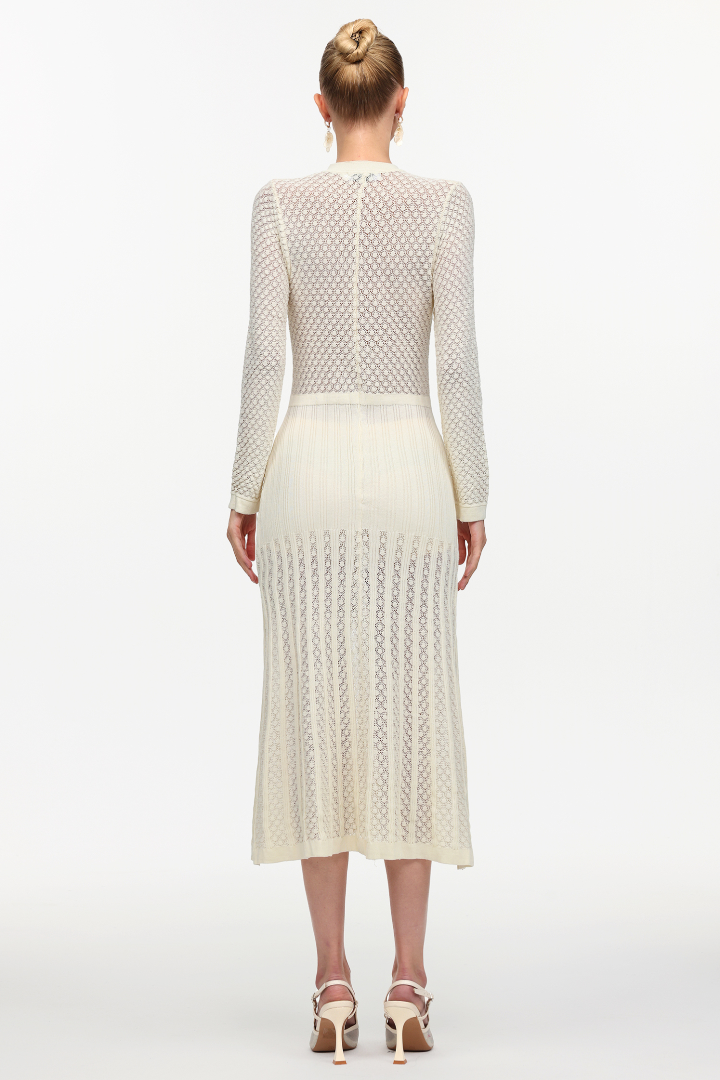 Klore Elegant Contour Round Neck Long Sleeve Knit Maxi Dress