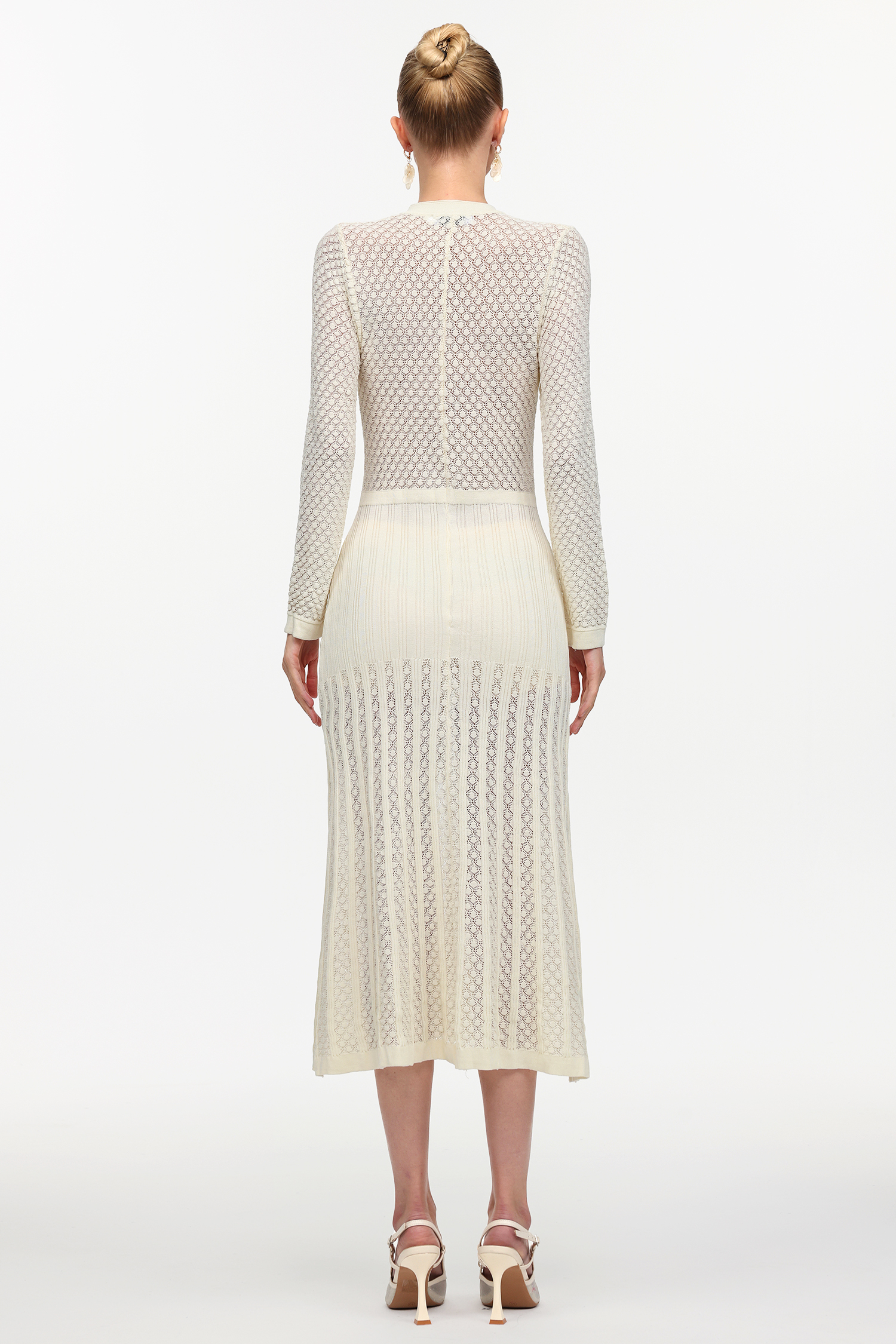 Klore Elegant Contour Round Neck Long Sleeve Knit Maxi Dress