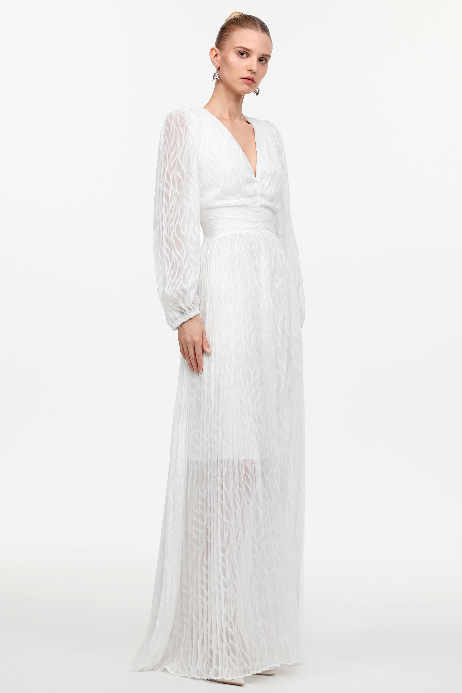 Loretta Resort Flowy V-Neck Long Sleeve Ruched Woven Maxi Dress
