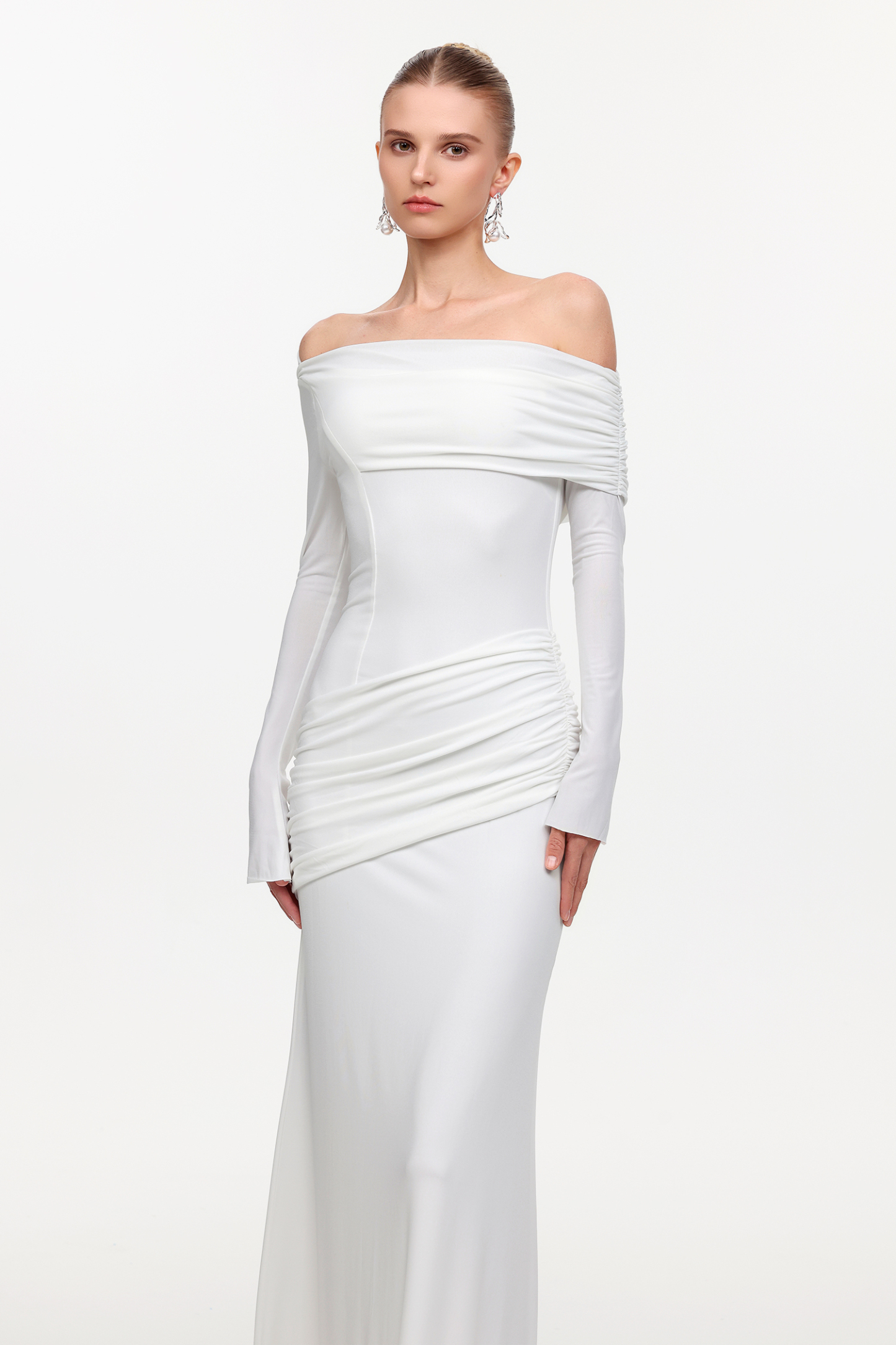 Fakula Elegant Contour Off Shoulder Long Sleeve Ruched Knit Maxi Dress