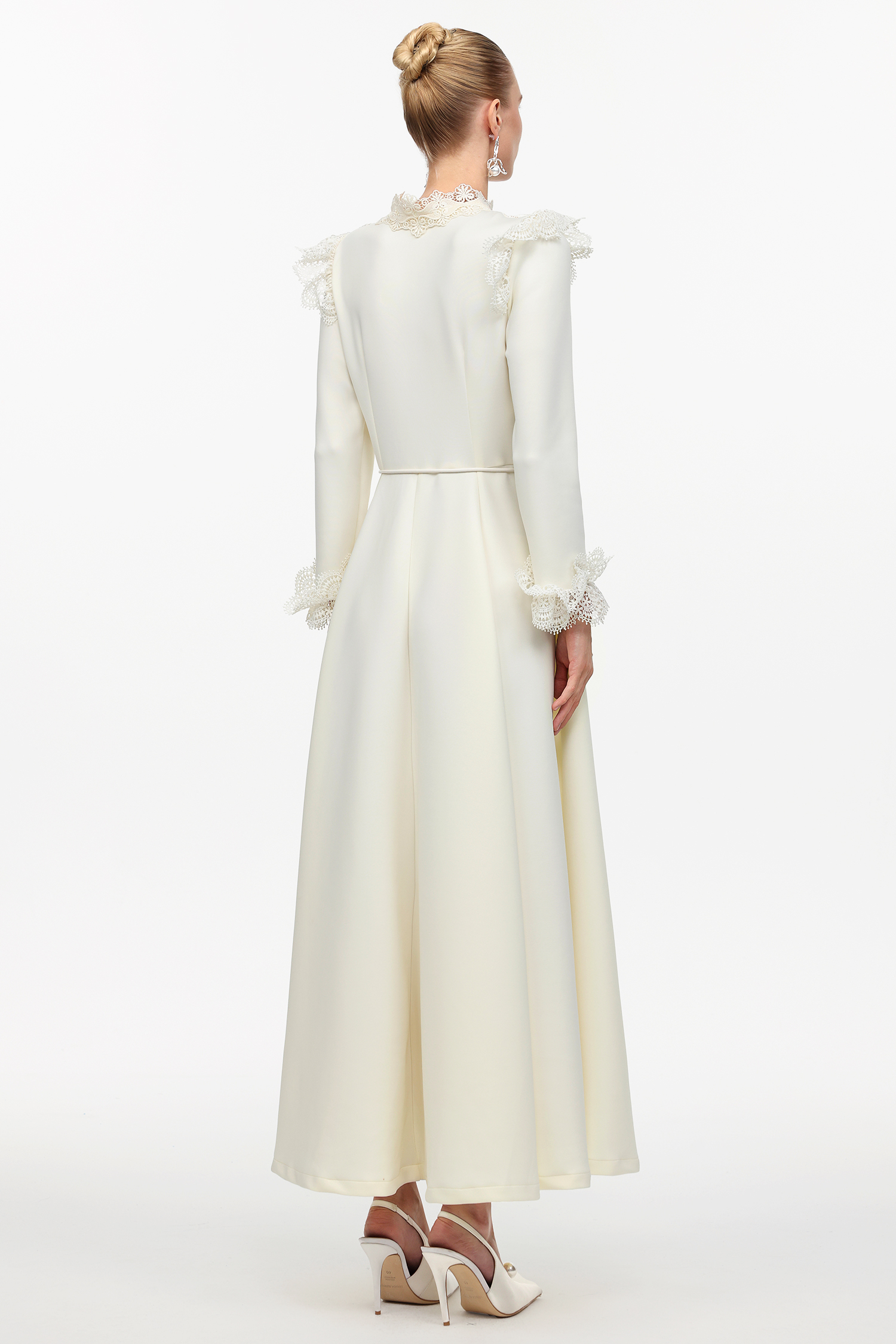 Eudora Romantic Flowy Long Sleeve Lace Woven Maxi Dress