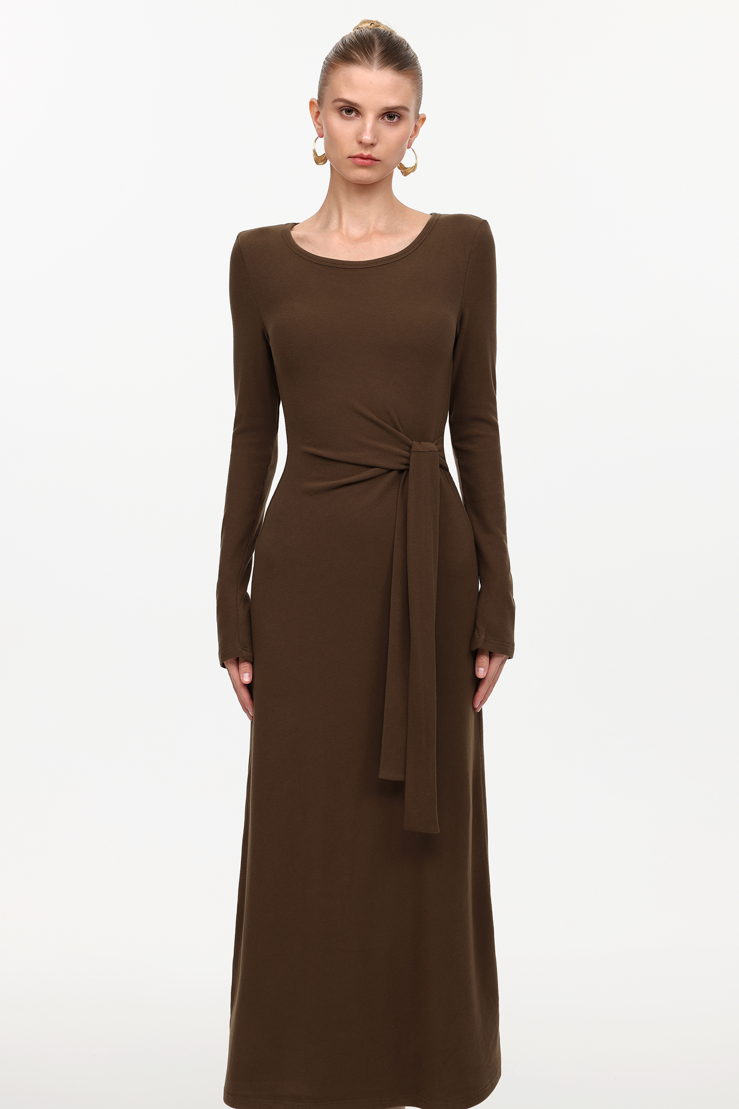 Felia Elegant Contour Round Neck Long Sleeve Knot Knit Maxi Dress