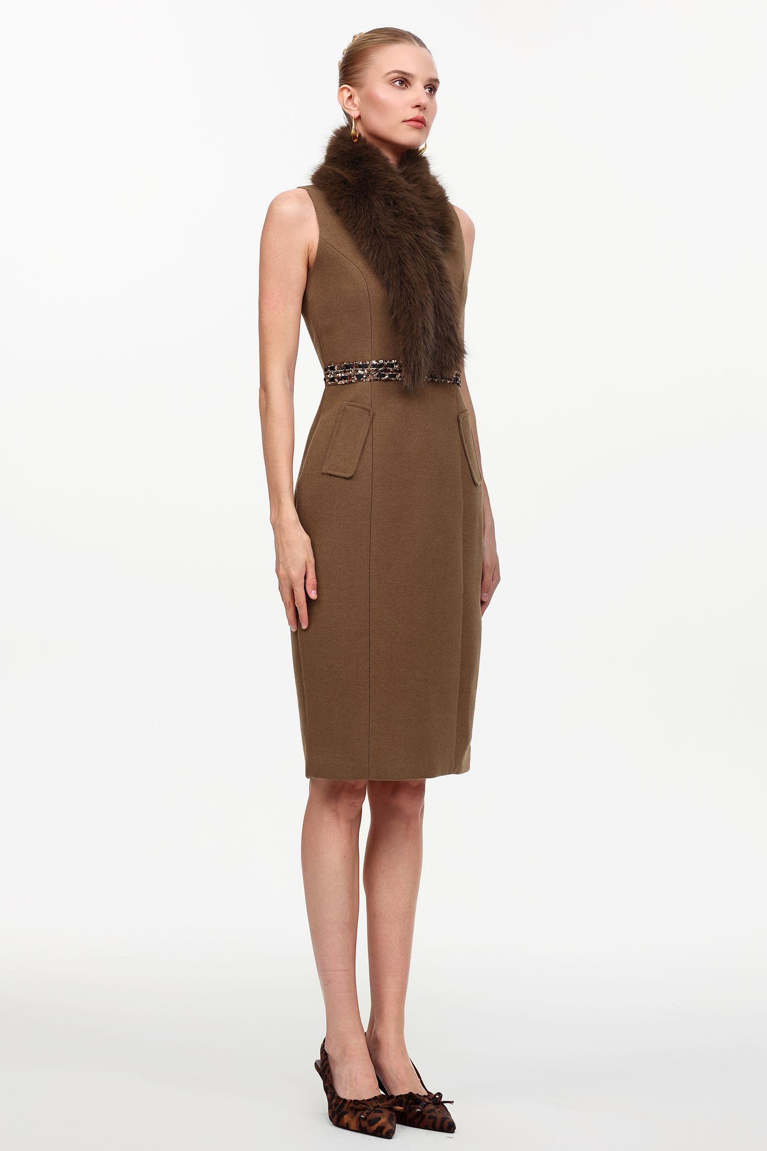 Erise Elegant Tailored Sleeveless Faux Fur Woven Midi Dress