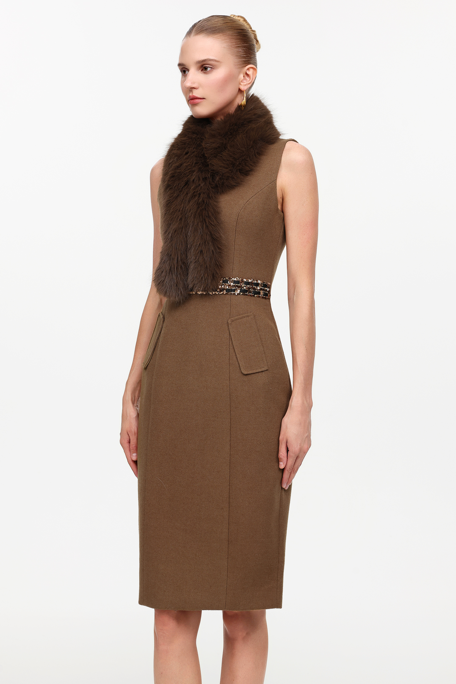 Erise Elegant Tailored Sleeveless Faux Fur Woven Midi Dress