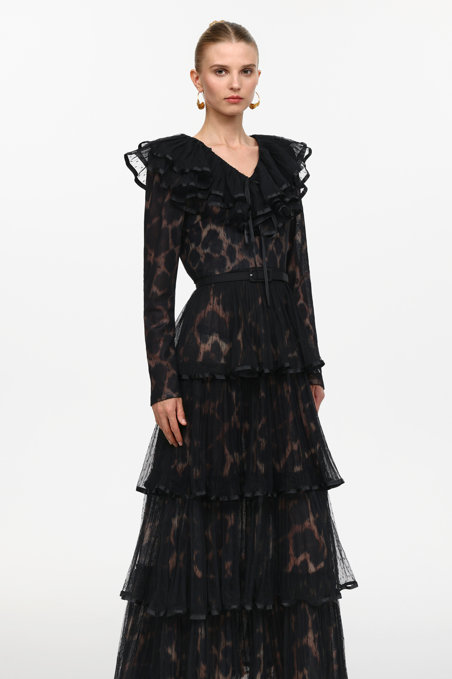 Ikira V-Neck Long Sleeves Layered Folds Black Maxi Dress