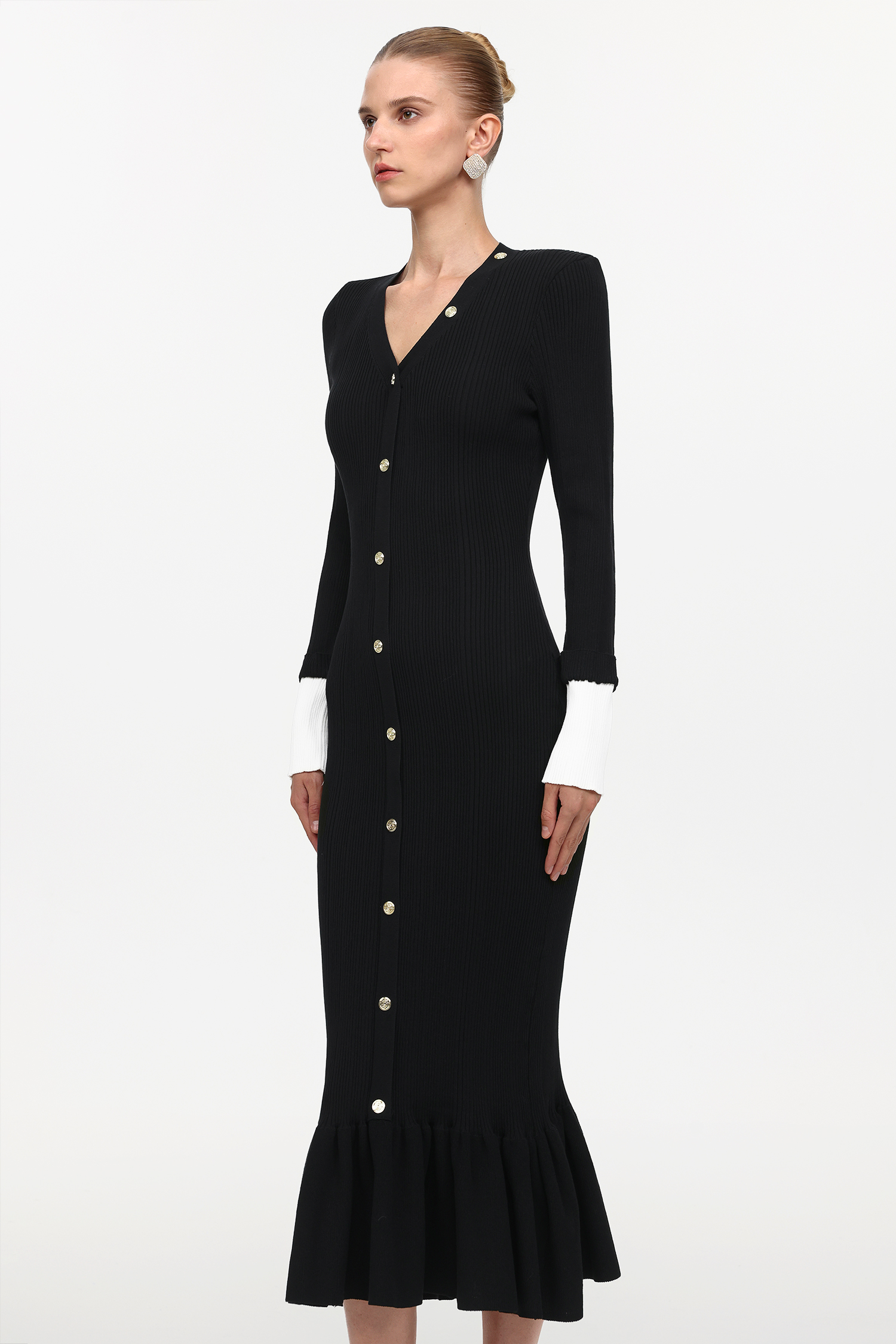 Olapa Elegant Contour V-Neck Long Sleeve Knit Maxi Dress