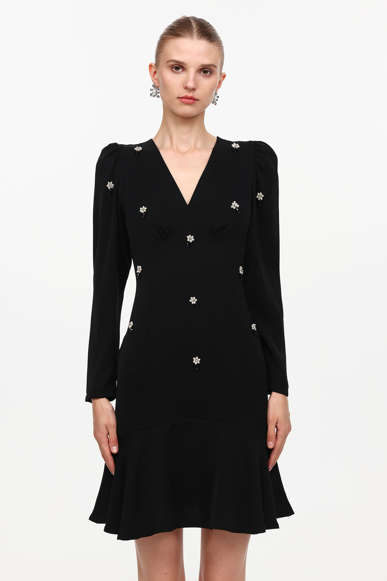 Jiusi Elegant Cinched Waist V-Neck Long Sleeve Beaded Woven Mini Dress