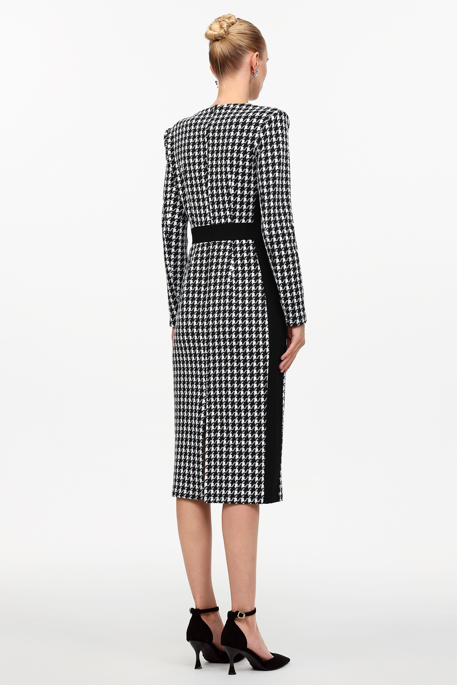 Waner Classic Cinched Waist Square Neck Long Sleeve Houndstooth Tweed Midi Dress