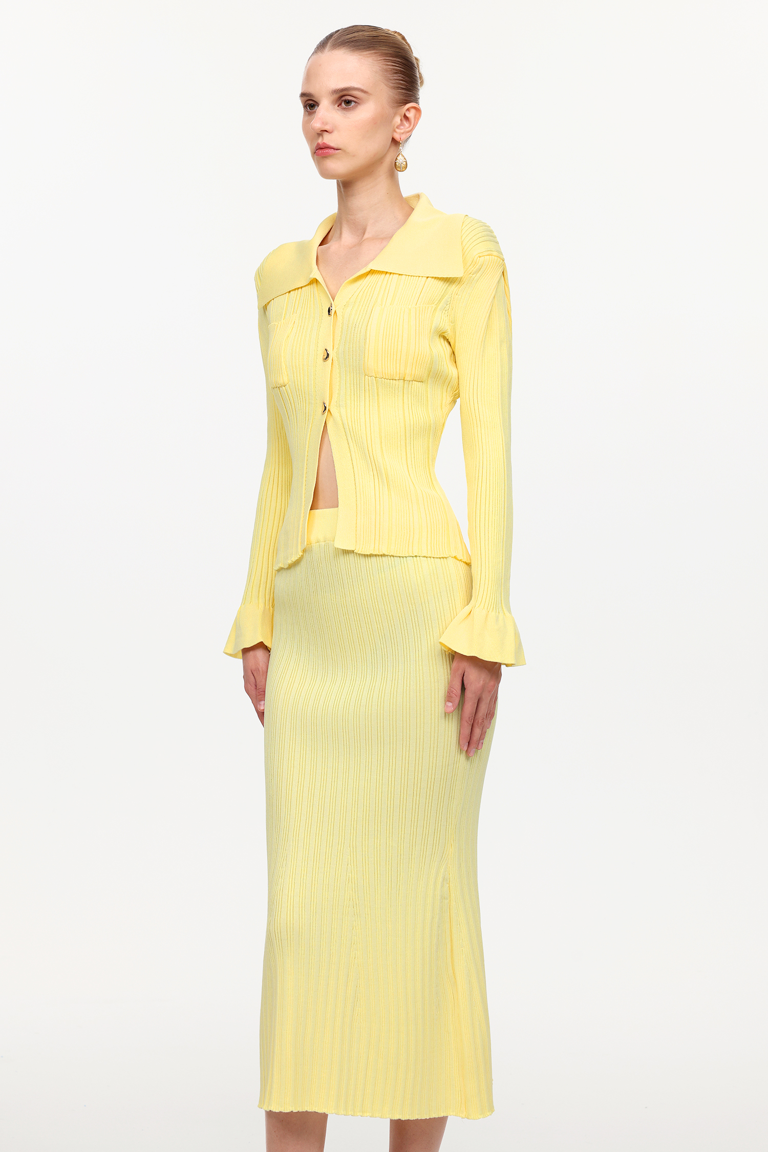 Sarai Elegant Contour Long Sleeve Falbala Knit Top And Skirt Two-Piece Set
