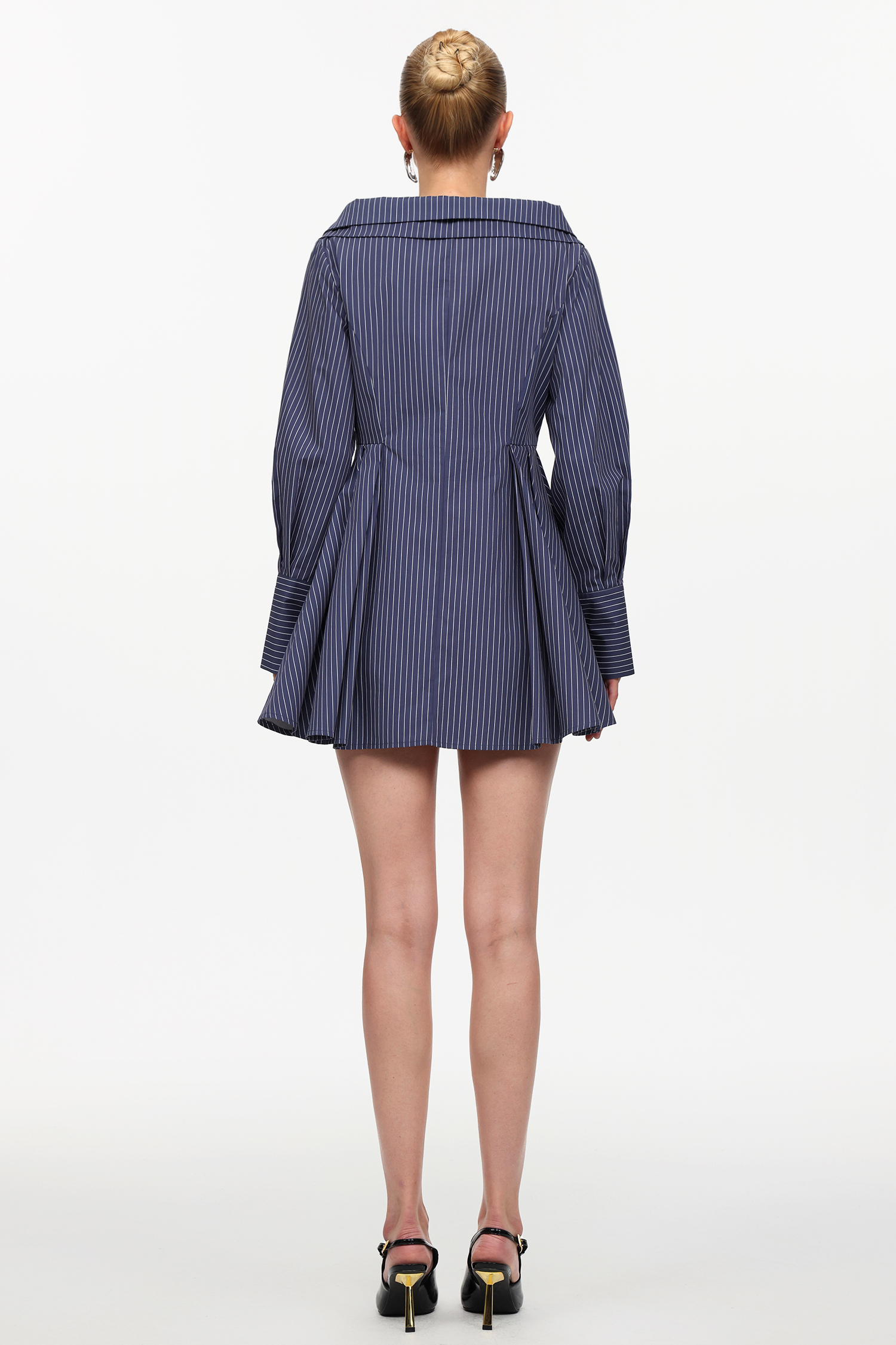 Slaia Classic Tailored Long Sleeve Stripe Woven Blazer Dress