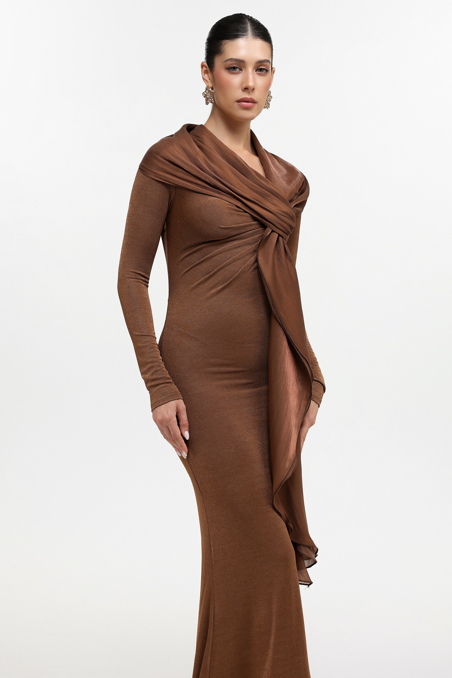 Niamh Elegant Contour Long Sleeve Sheen Scarf Knit Maxi Dress
