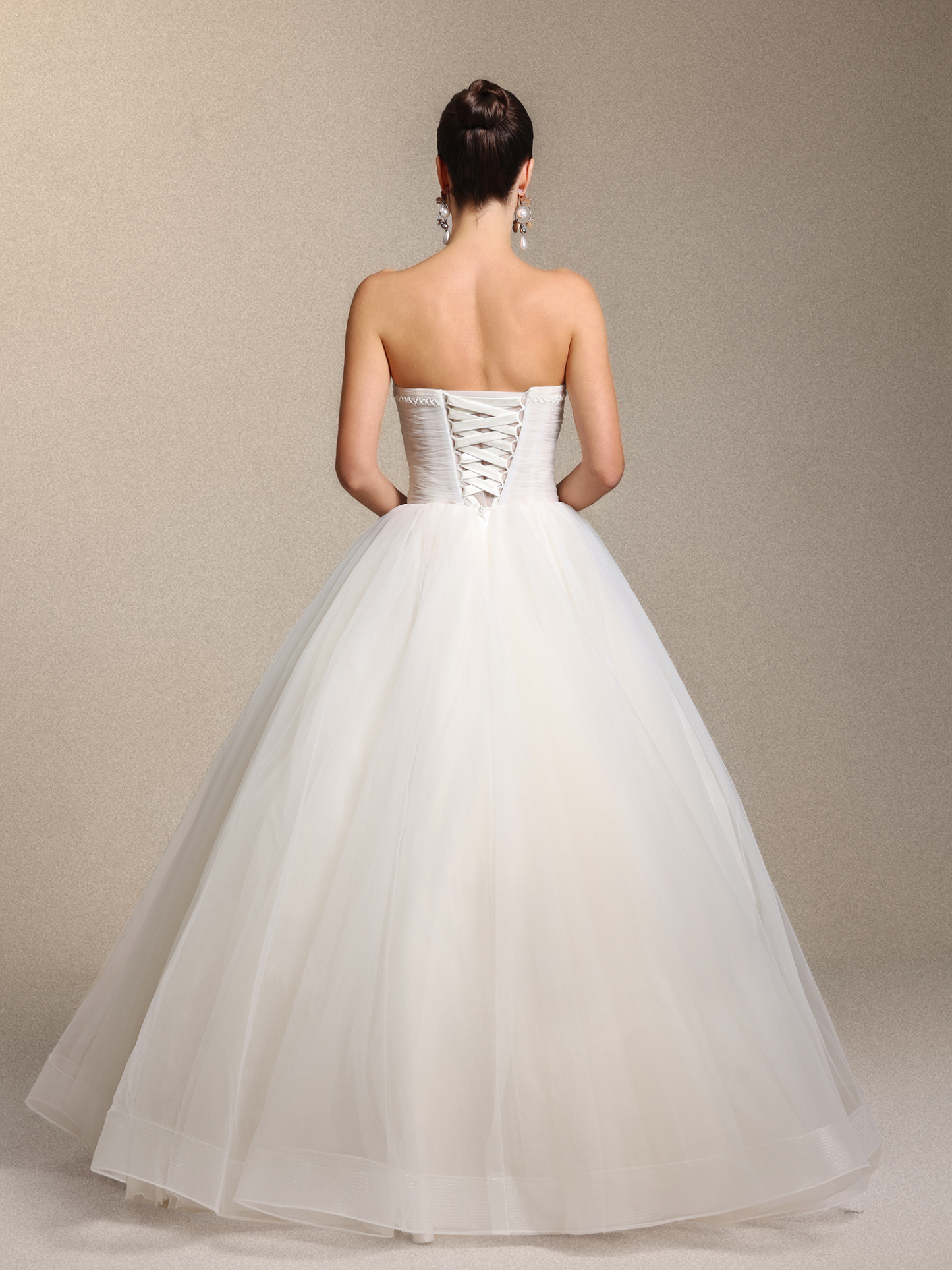 Rury Vintage elegant Strapless Cinched Waist Ruched White Tulle Princess Wedding Gown