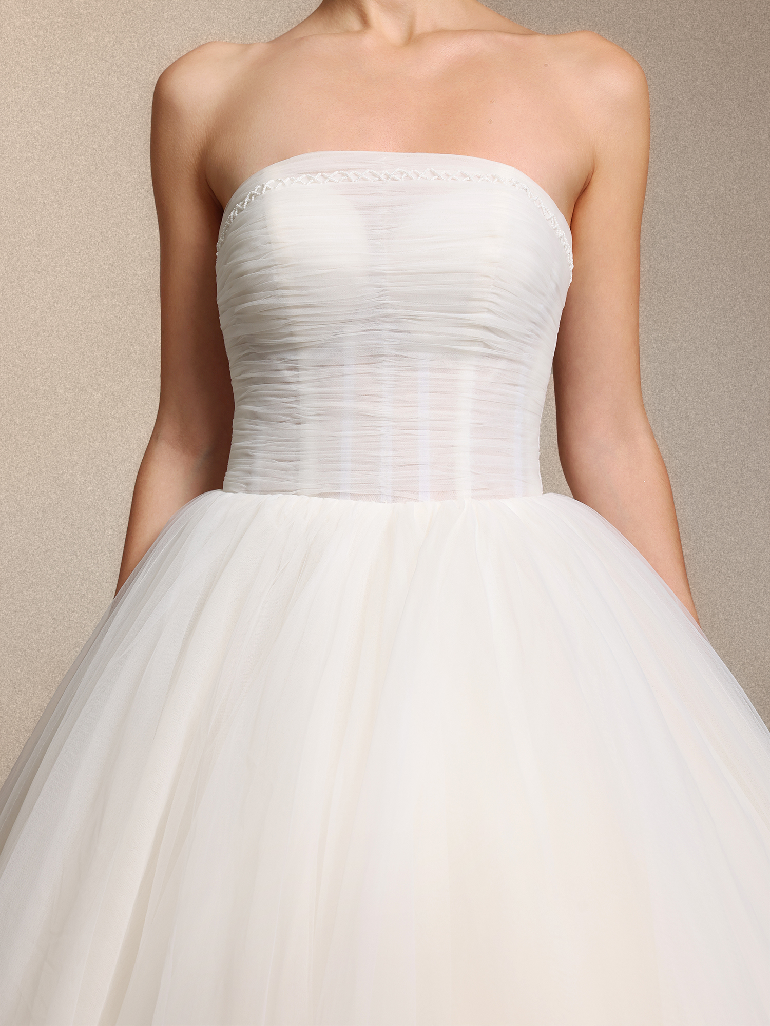Rury Vintage elegant Strapless Cinched Waist Ruched White Tulle Princess Wedding Gown