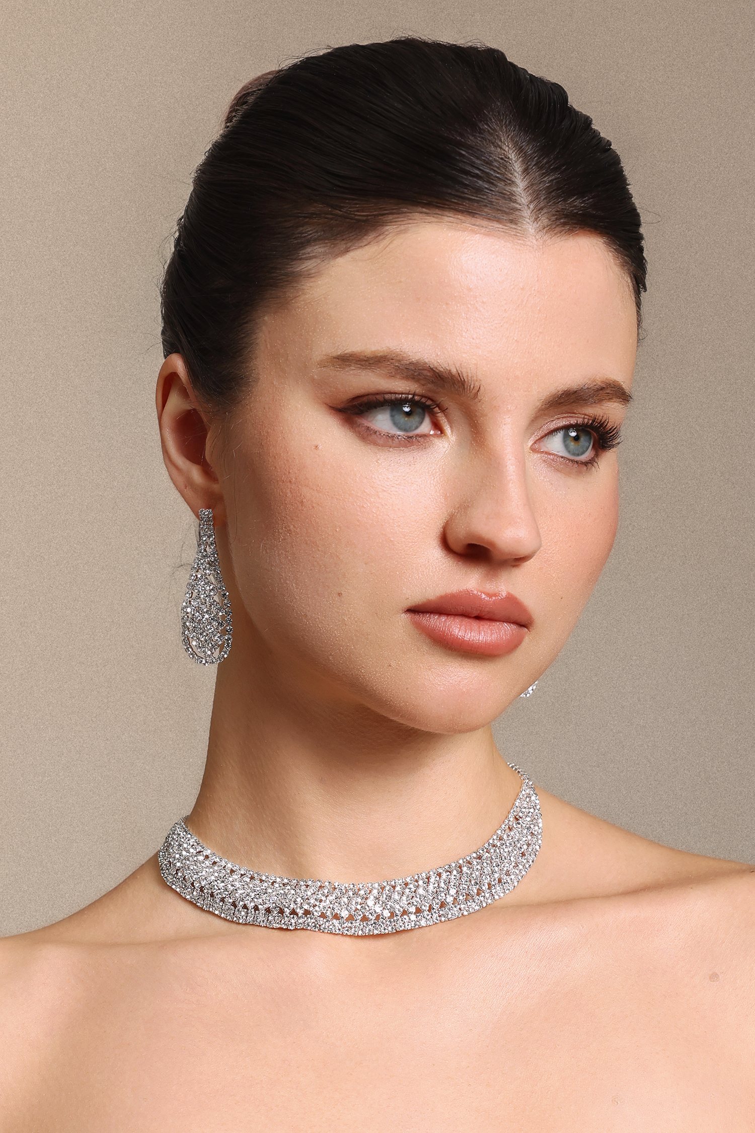 Sling Teardrop Diamond Earrings And Necklace Set