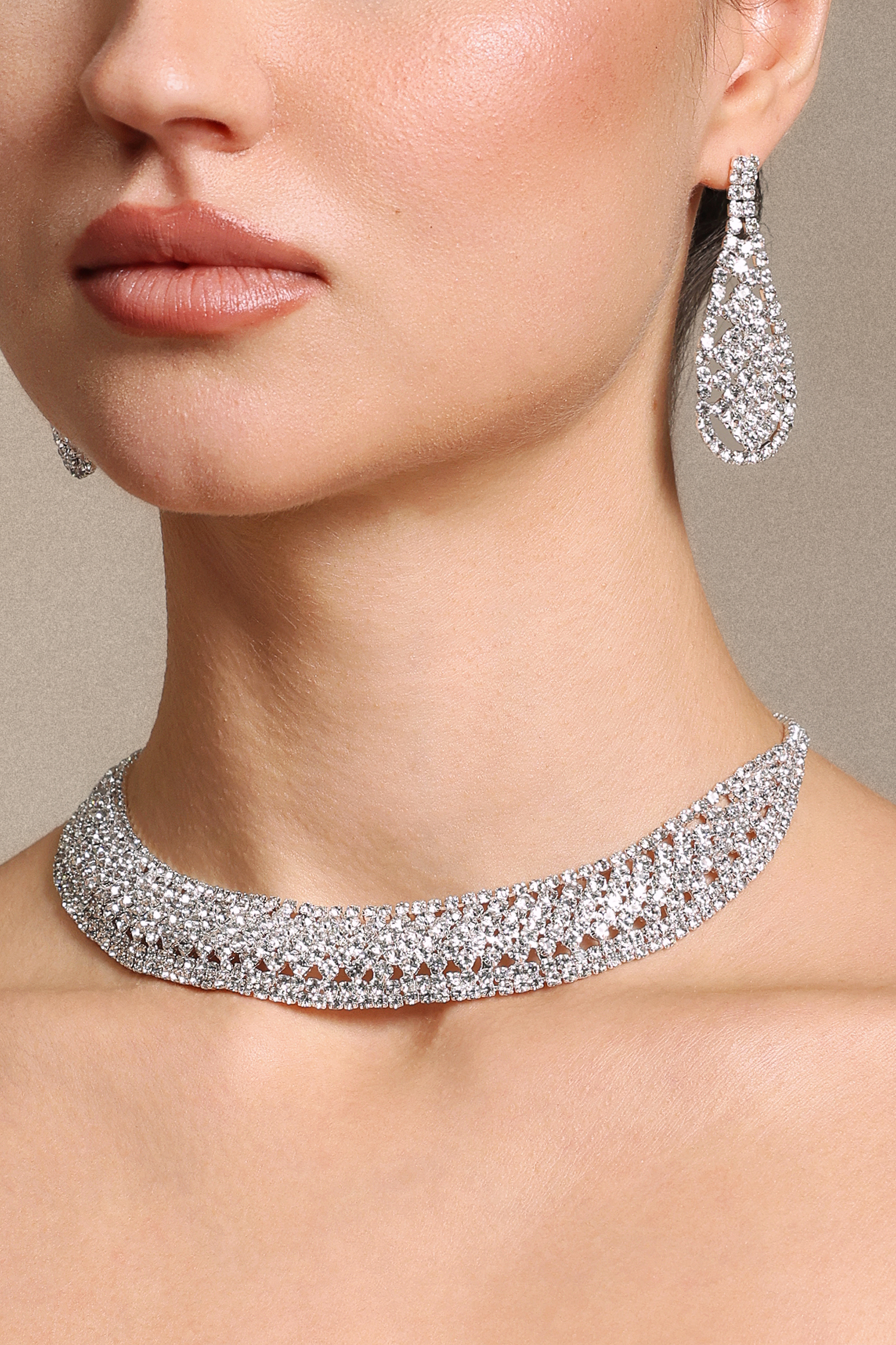 Sling Teardrop Diamond Earrings And Necklace Set