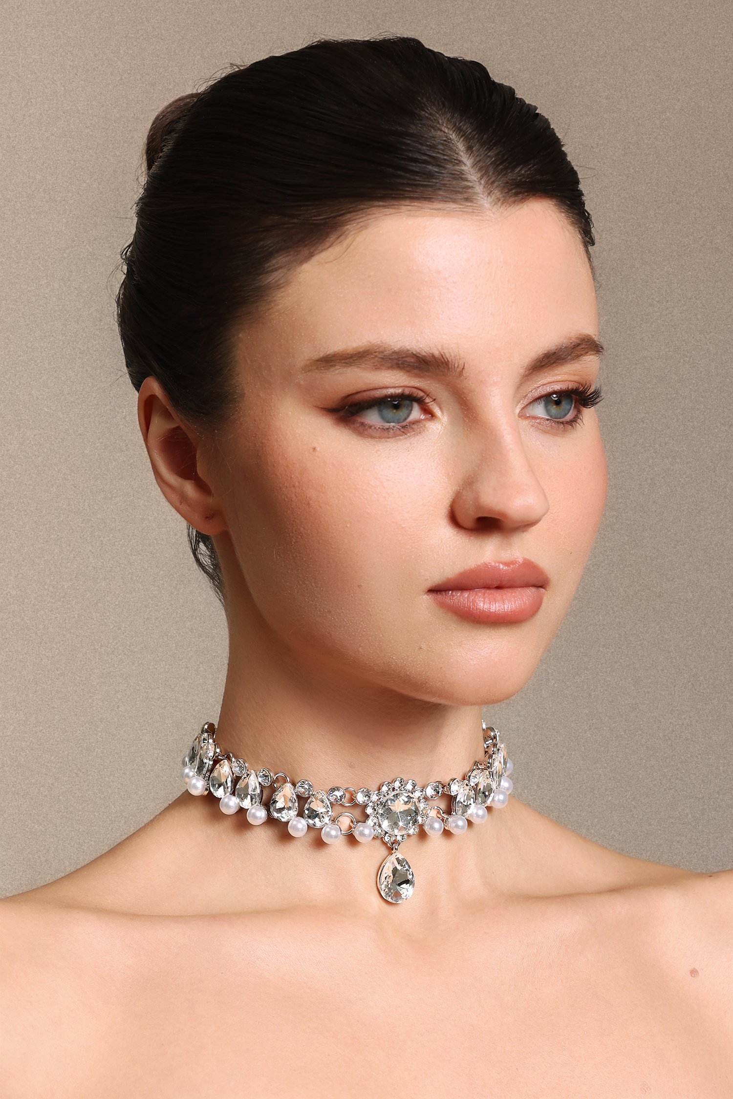 Roline Diamond Pearl Choker
