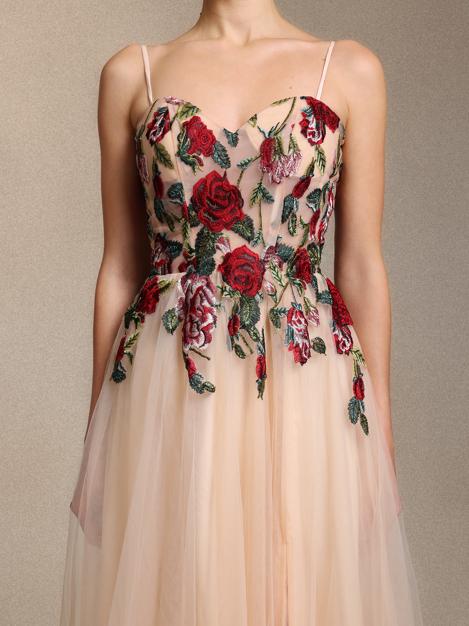 Keve Elegant Strapless Floral Applique Tulle Maxi Dress