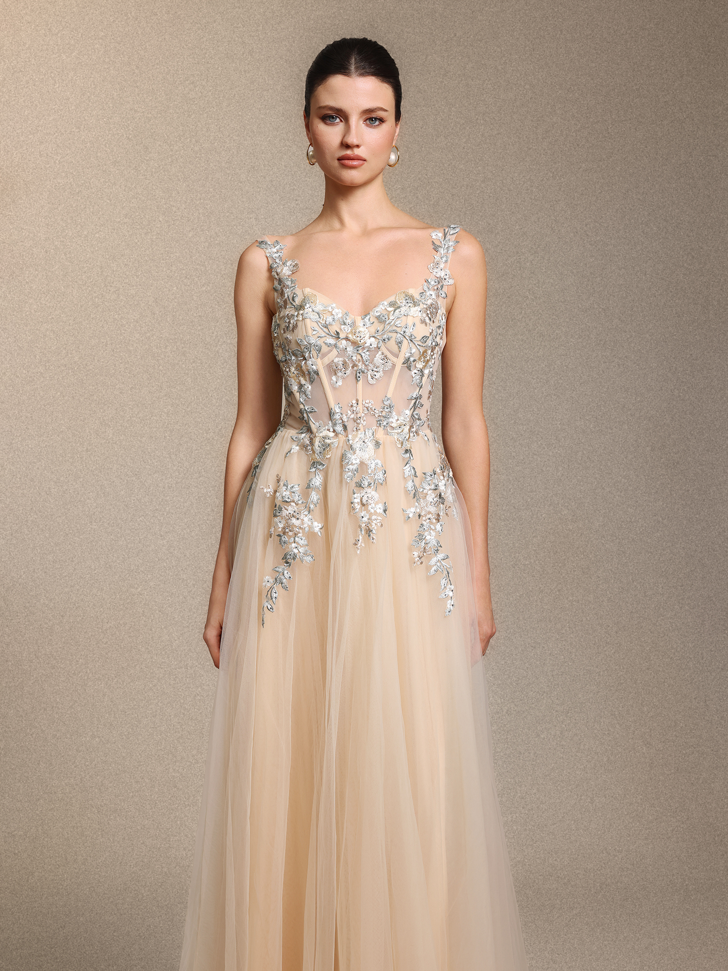 Stretchy Chic Cinched Waist Floral Applique Beige Tulle Maxi Dress