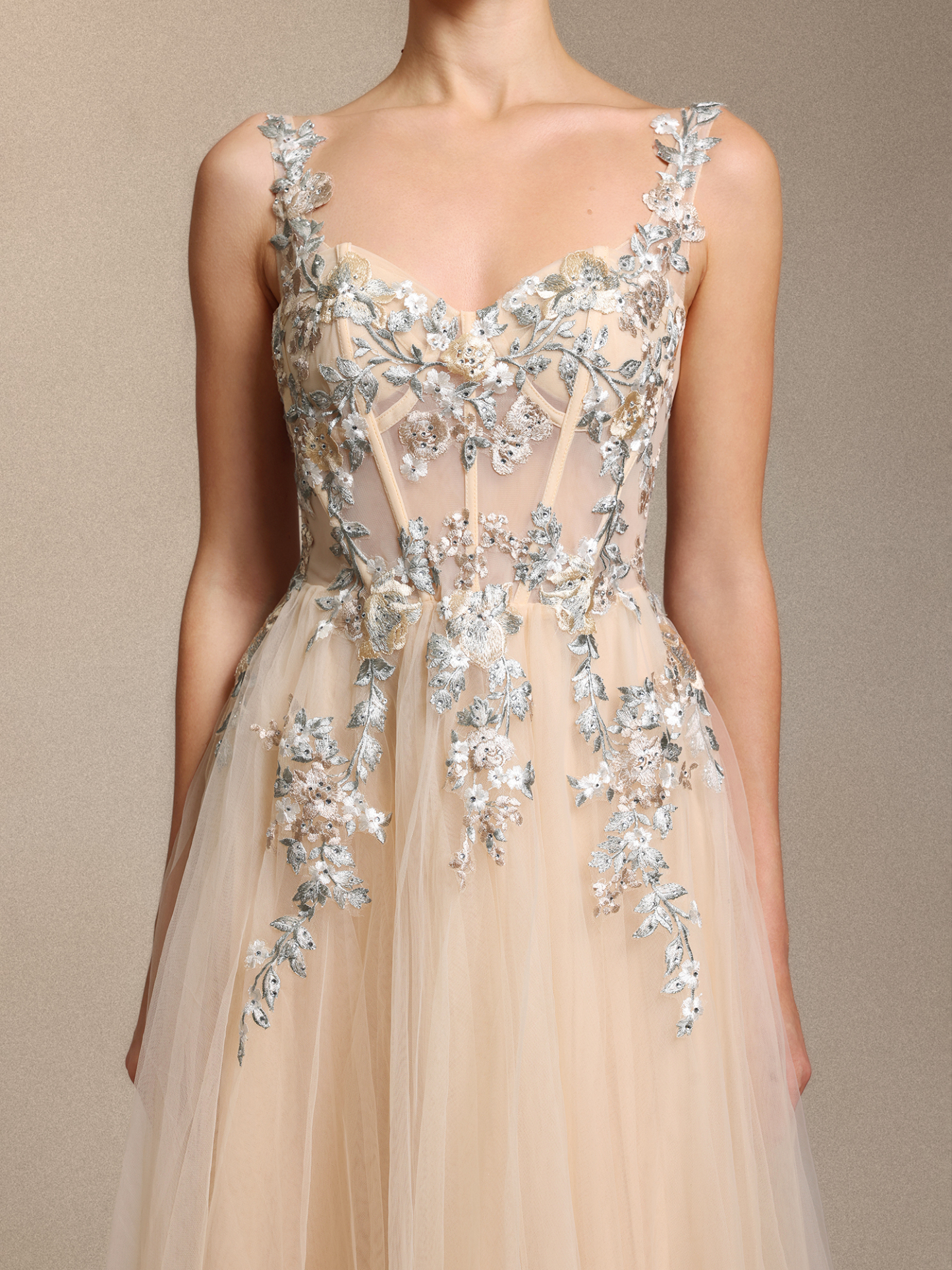 Stretchy Chic Cinched Waist Floral Applique Beige Tulle Maxi Dress