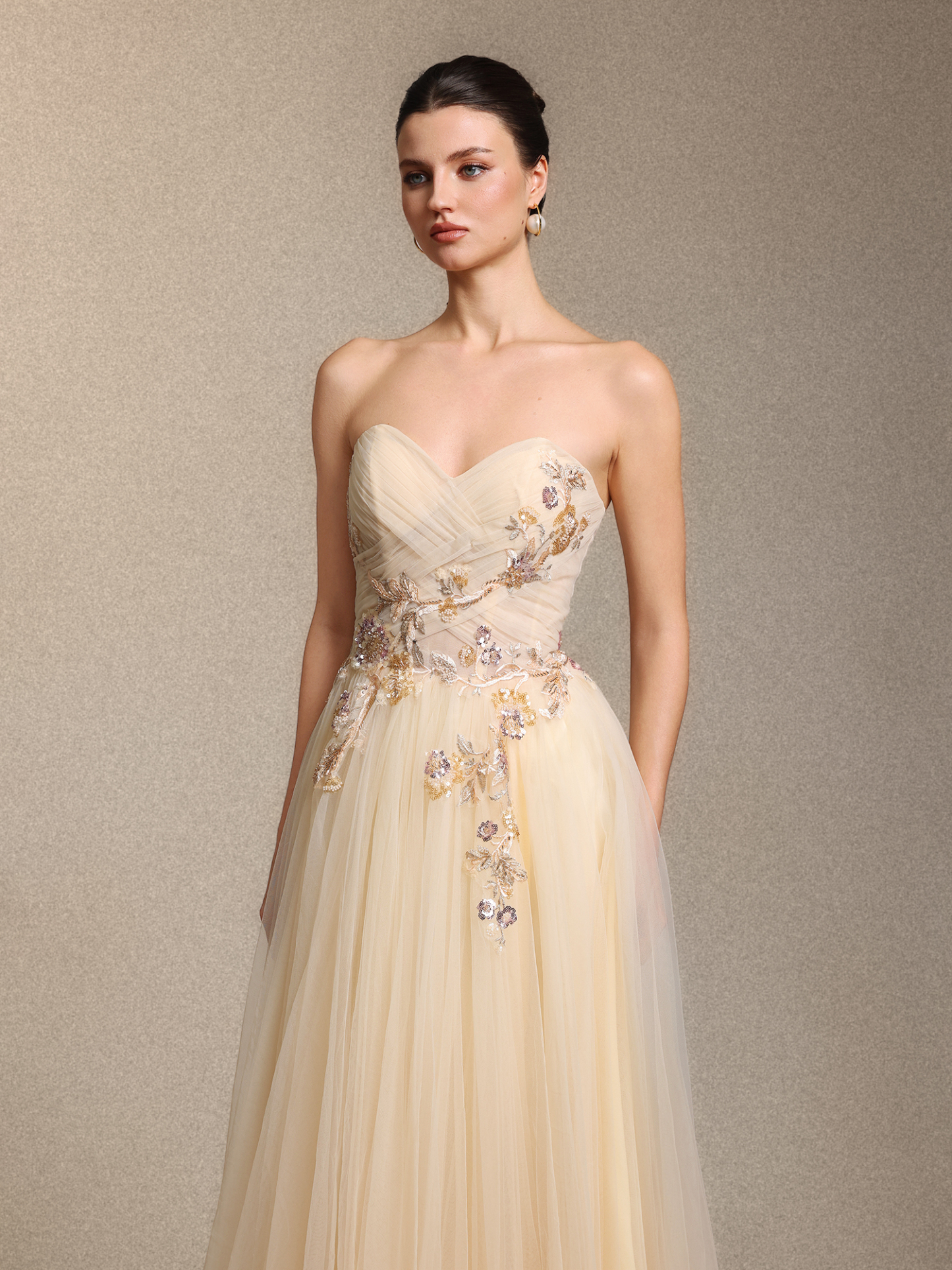 Machi Elegant Strapless Side Slit Floral Applique Apricot Tulle Maxi Dress