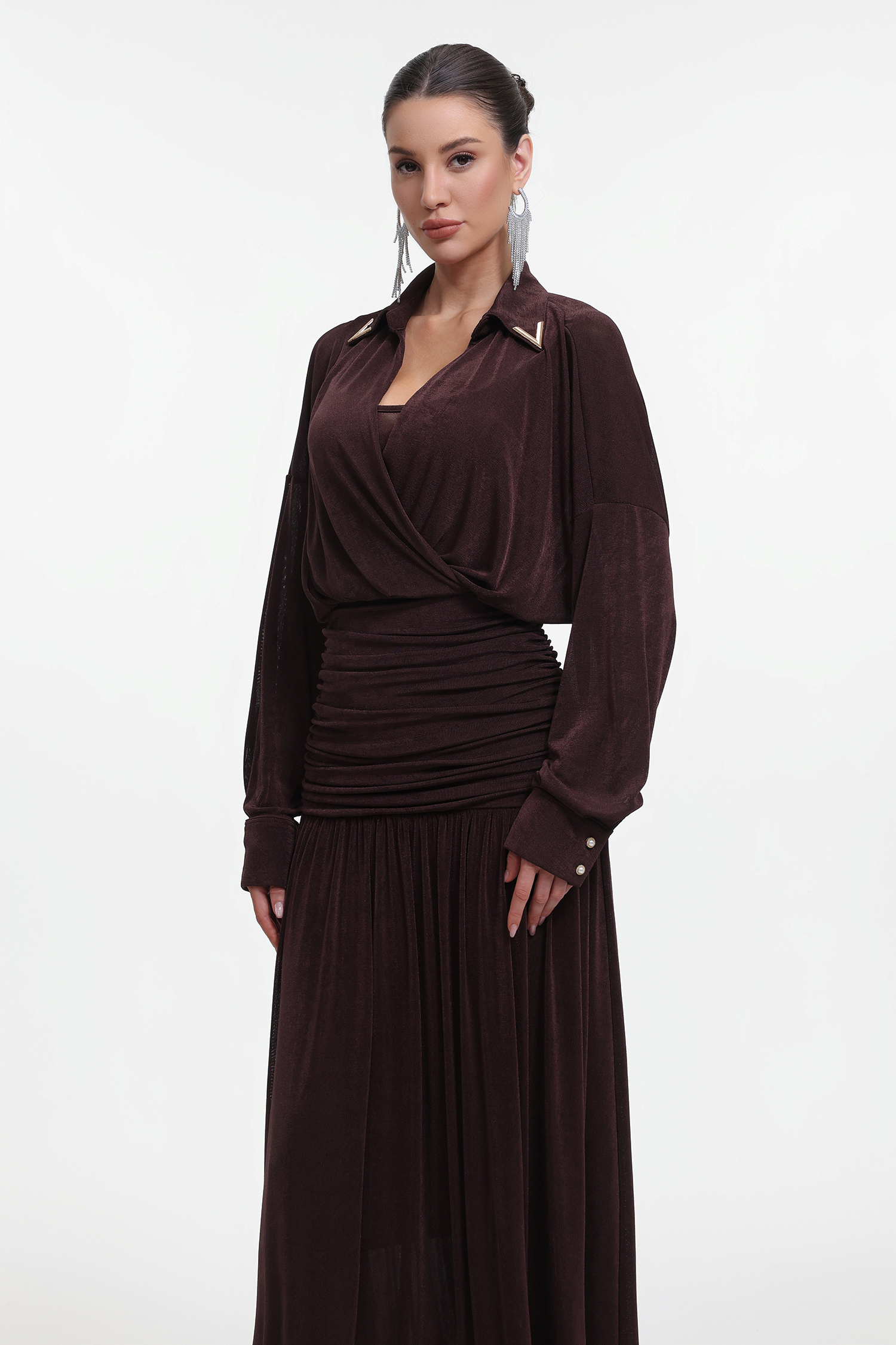 Holisa Elegant Contour Long Sleeve Ruched Waist Knit Brown Maxi Dress
