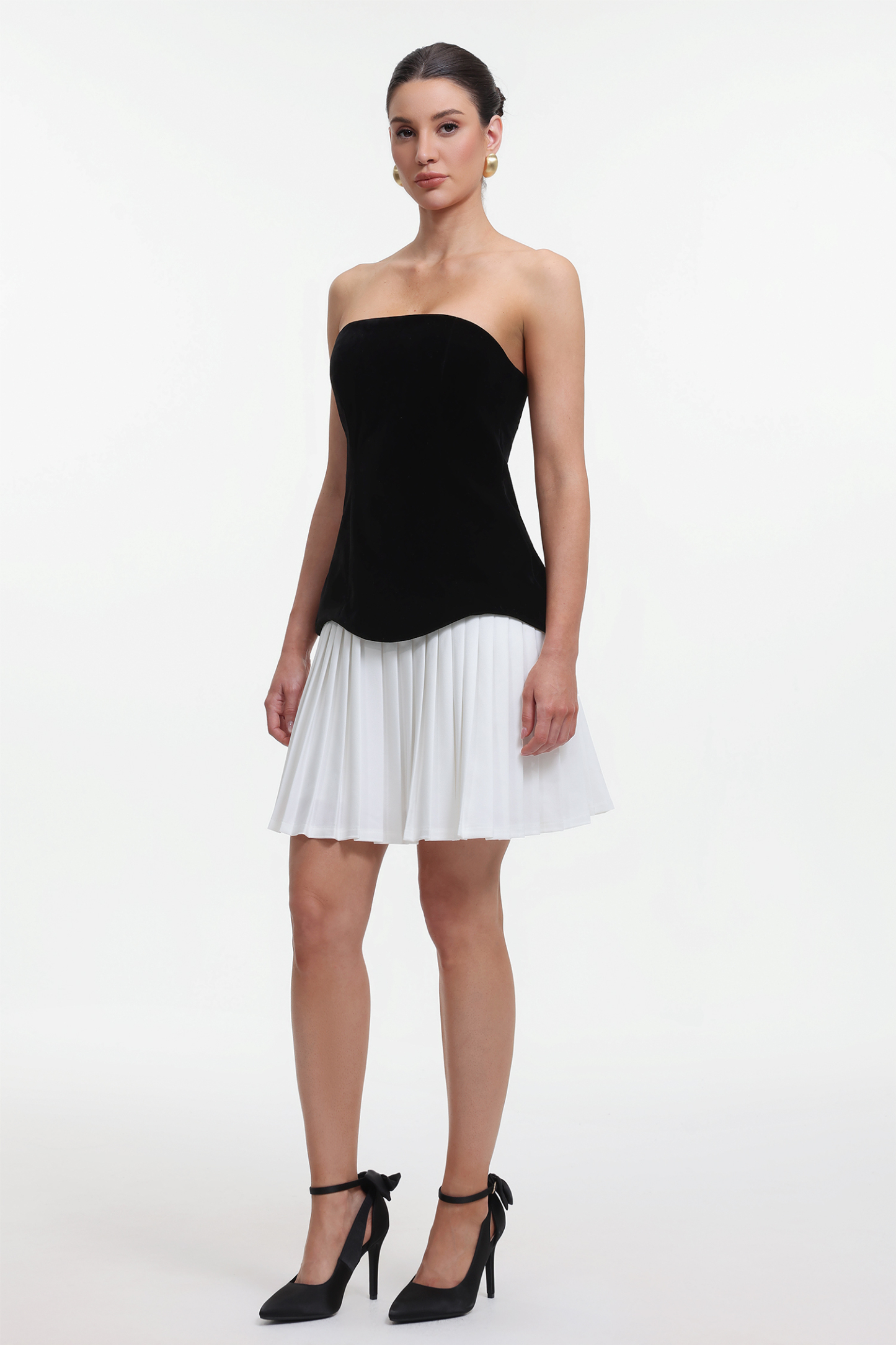 Ursula Chic Tailored Strapless Contrast Pleated Mini Dress