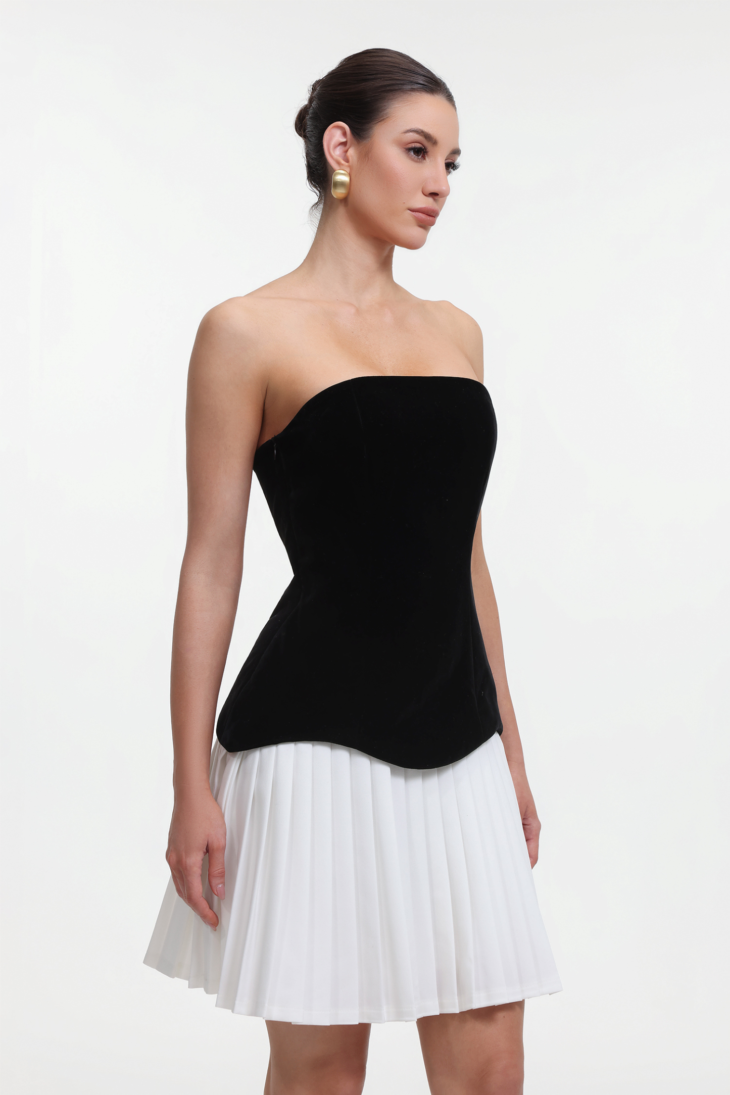 Ursula Chic Tailored Strapless Contrast Pleated Mini Dress