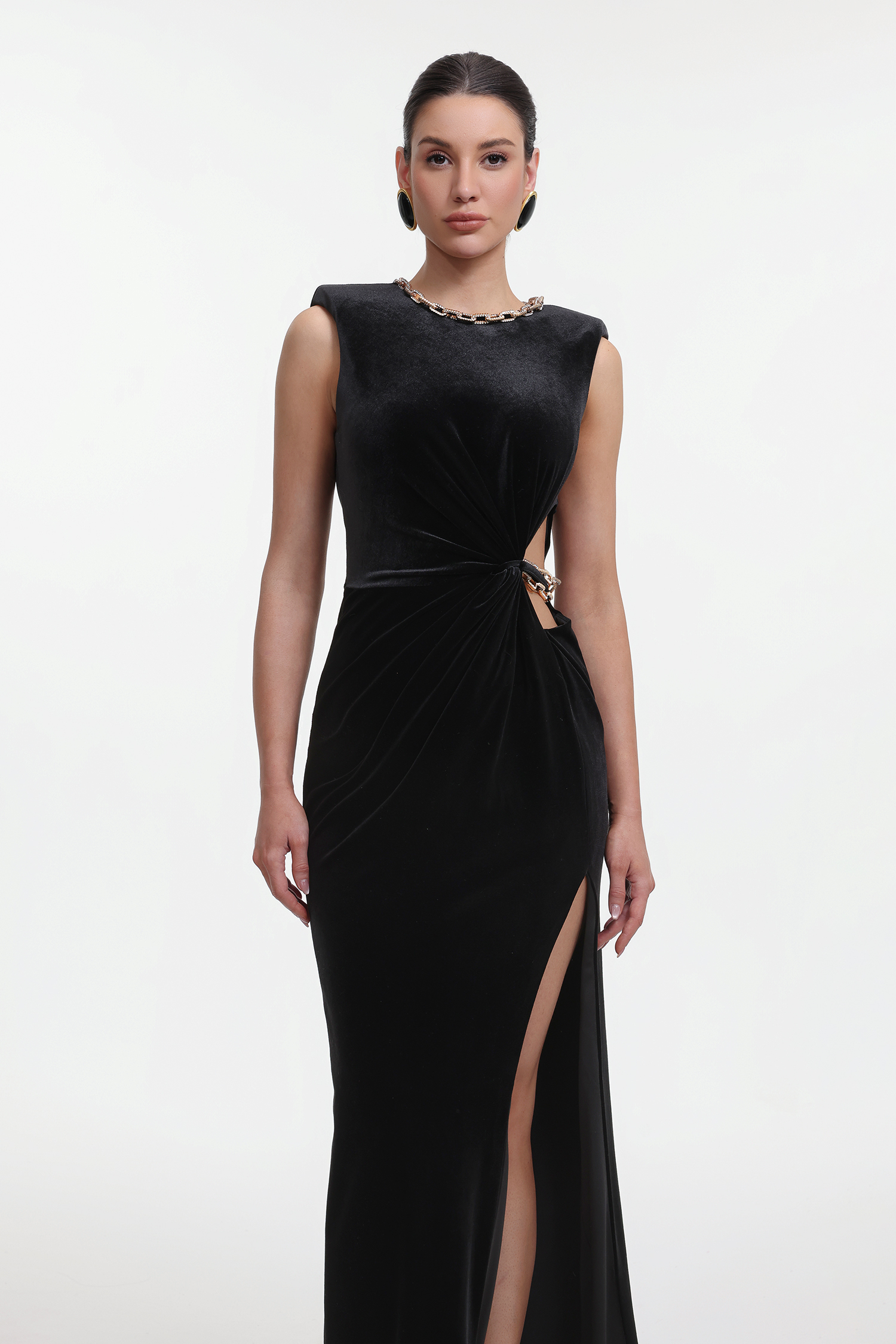 Trinvilla Chic Contour Sleeveless Cut Out Metal Chain Velvet Maxi Dress