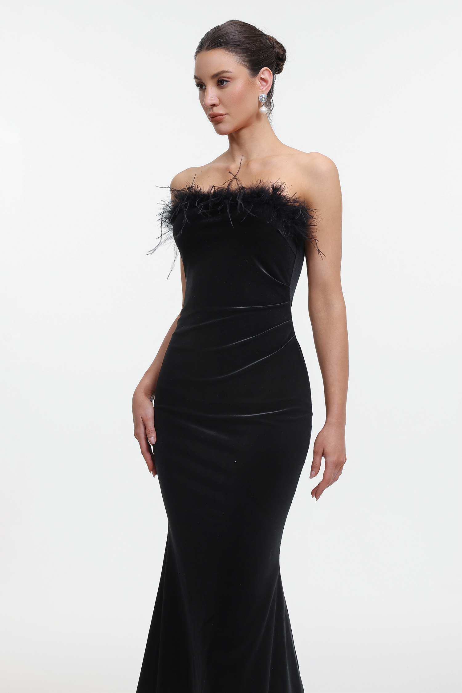 Fala Glamorous Contour Strapless Ruched Feather Velvet Black Maxi Dress