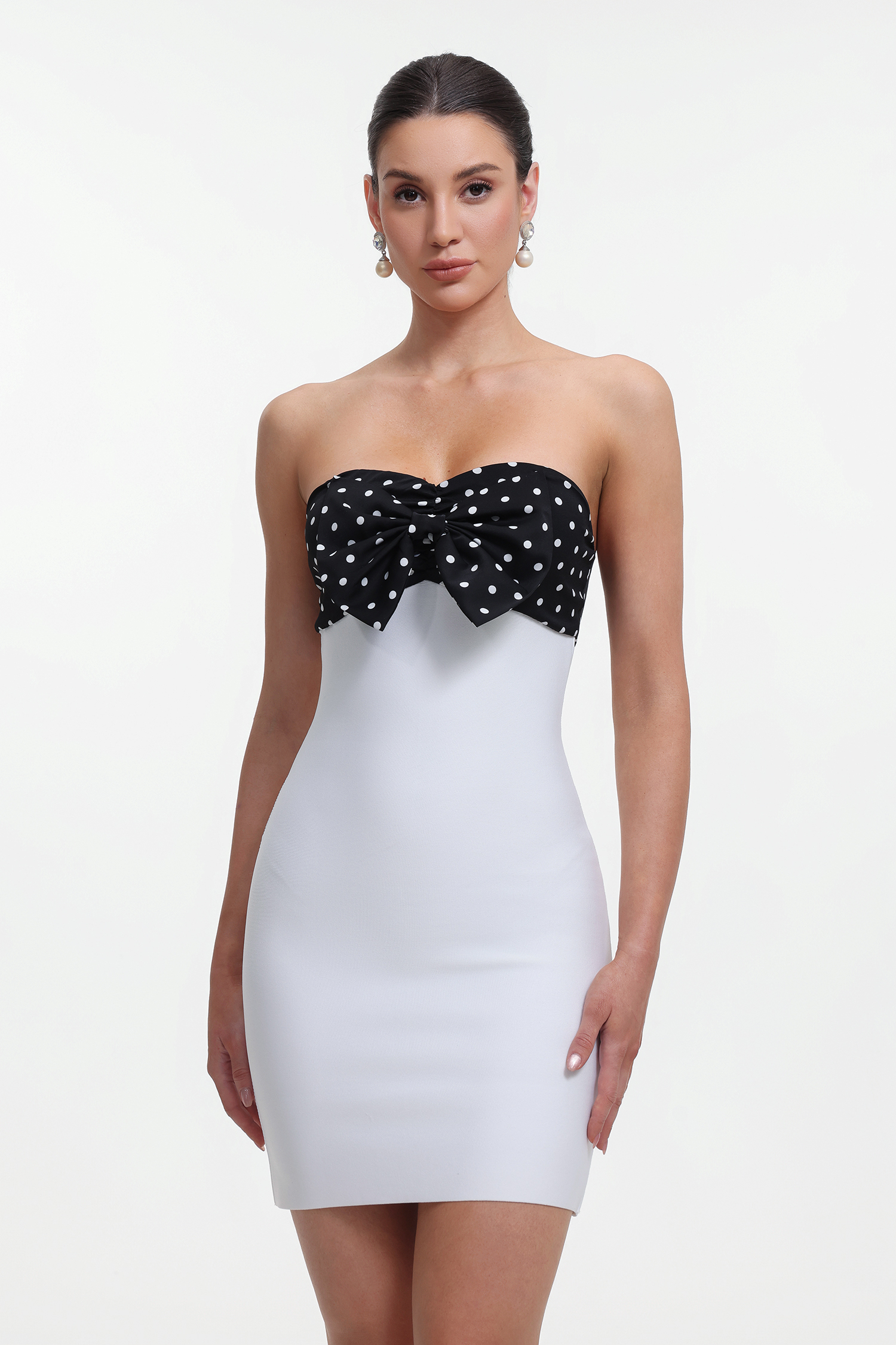 Vandra Romantic Contour Sleeveless Polka Dot Contrast Bandage Mini Dress