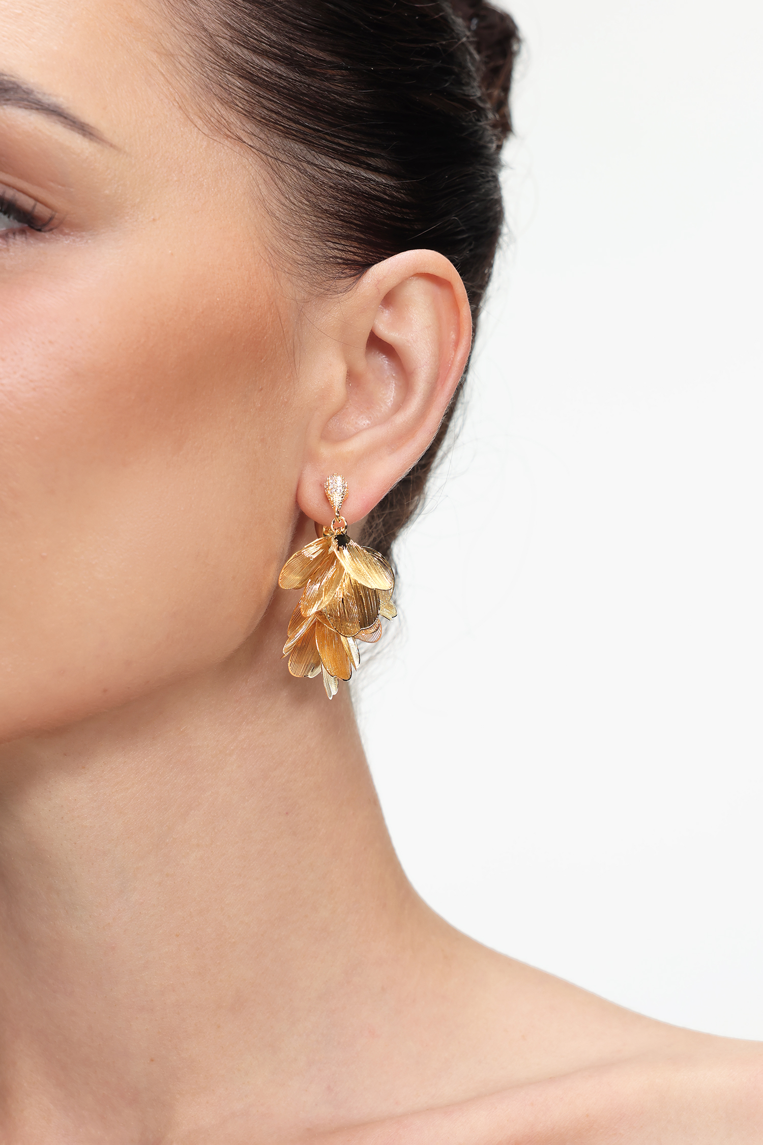 Nahla Floral Linear Petal Earrings