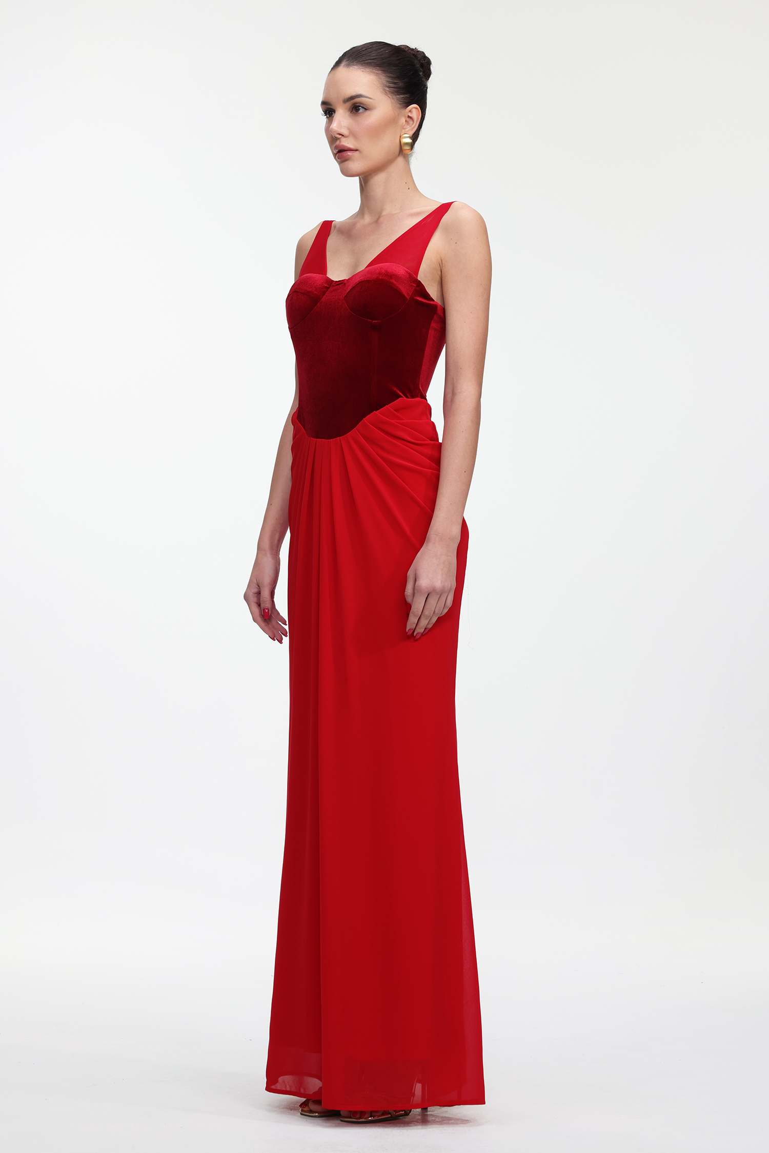 Elysande Chic Contour Sleeveless Pleated Velvet Maxi Dress