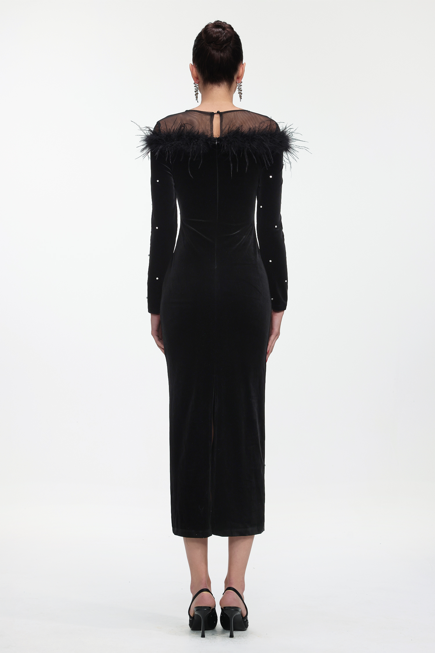 Yamaly Glamorous Contour Long Sleeve Crystal Feather Velvet Maxi Dress