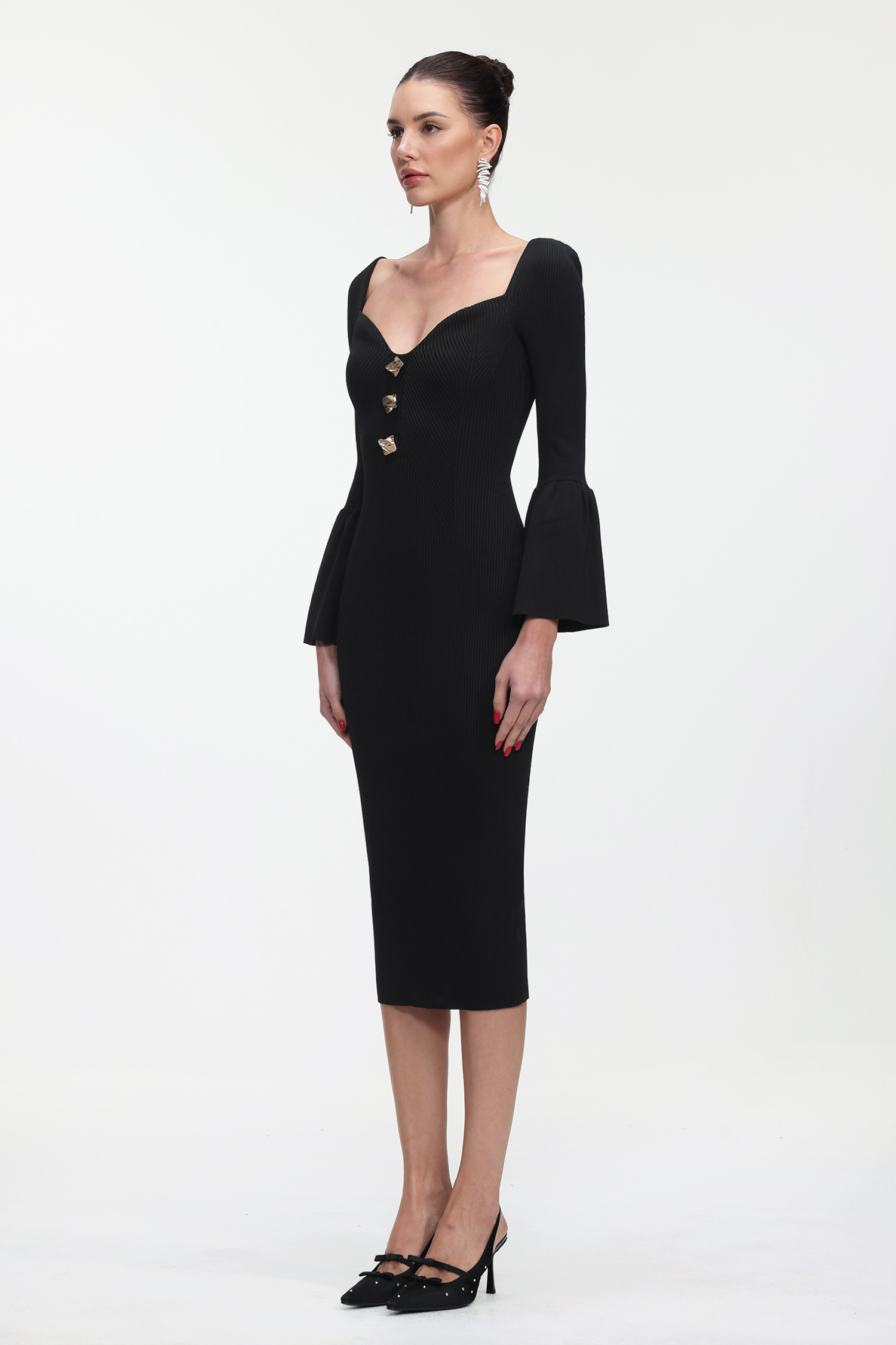 Salla Classic Contour Long Sleeve Gold Button Knit Maxi Dress