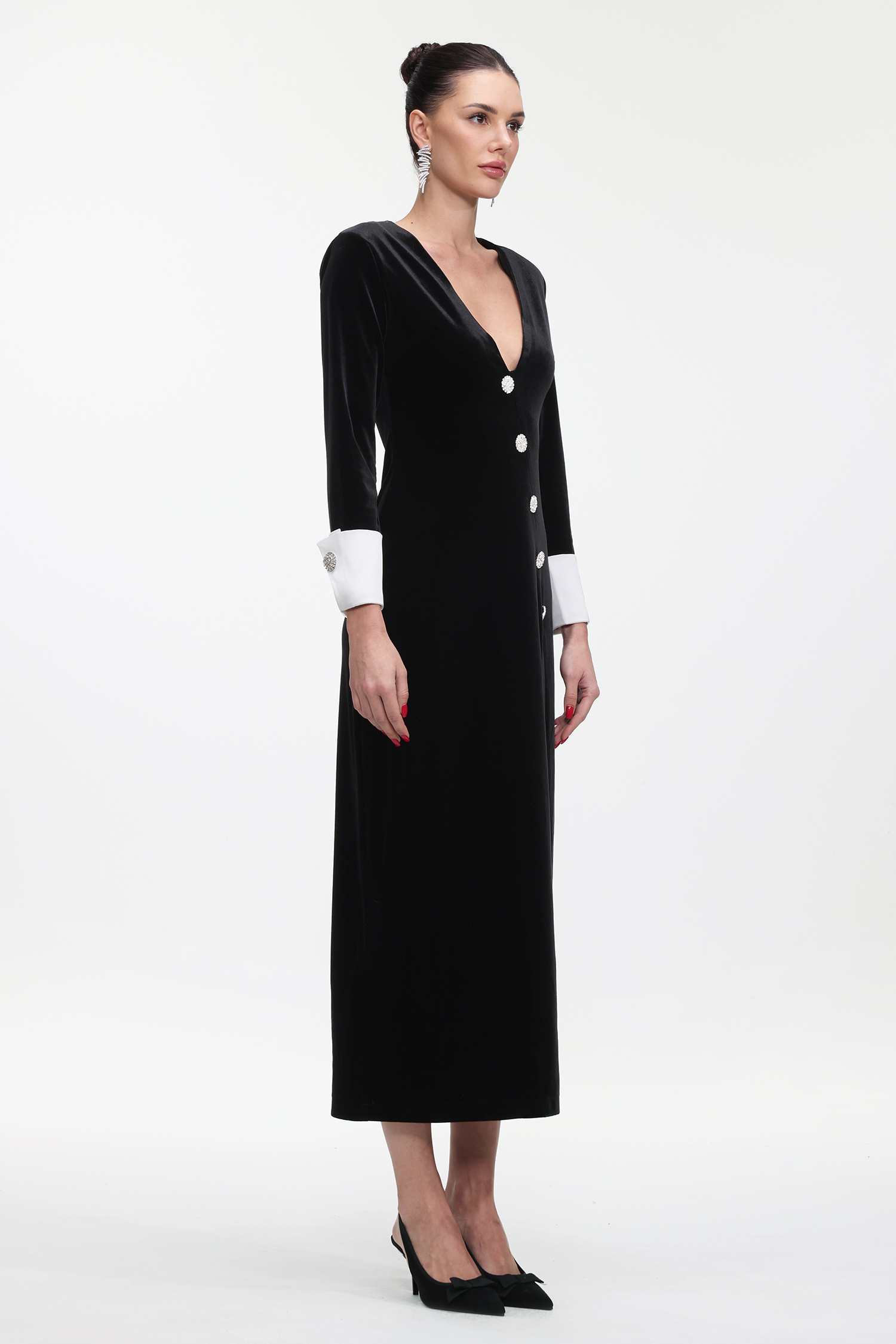Kijin Elegant Contour V Neck Long Sleeve Knit Maxi Dress