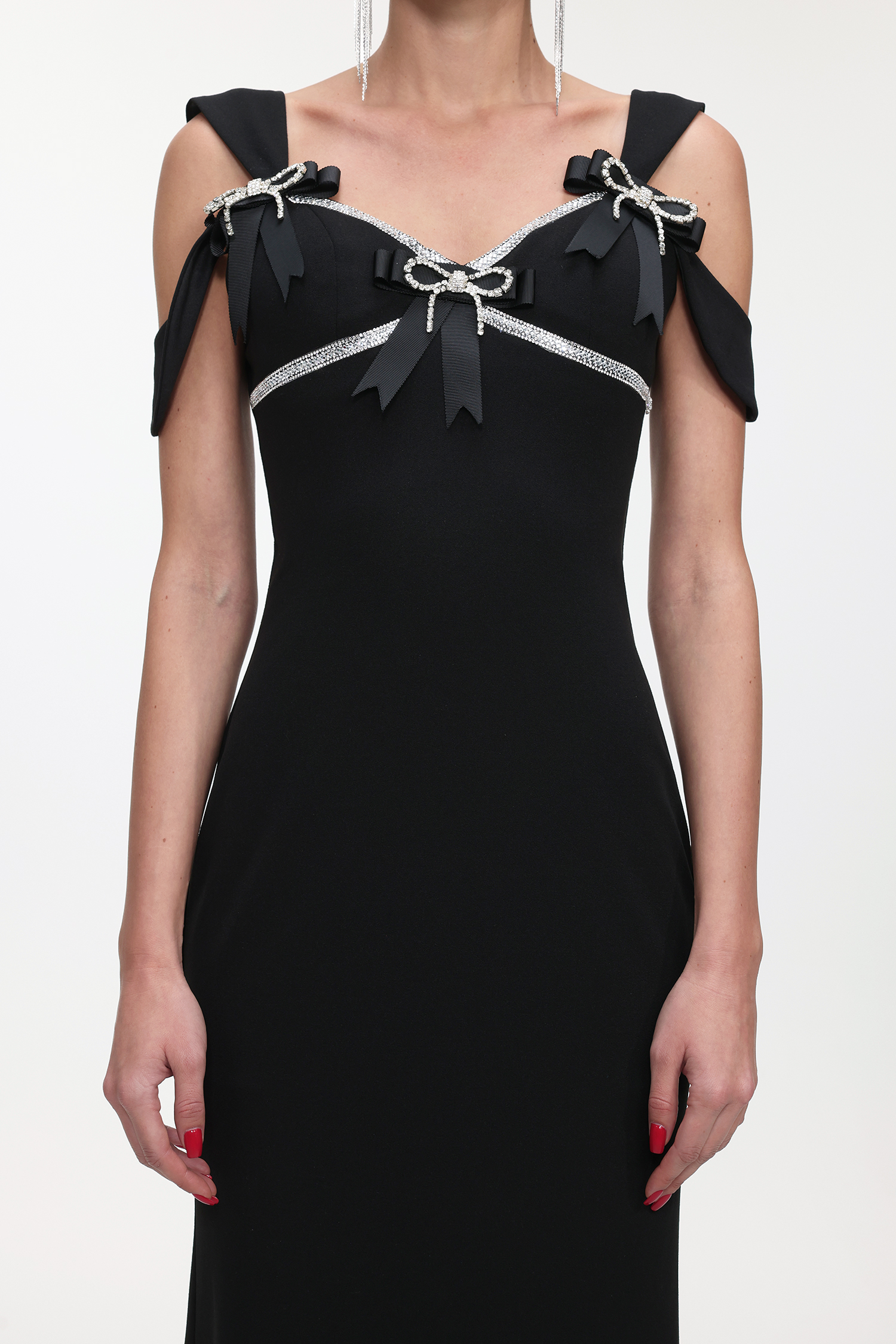 Faran Romantic Tailored Sleeveless Bow Rhinestone Maxi Dress