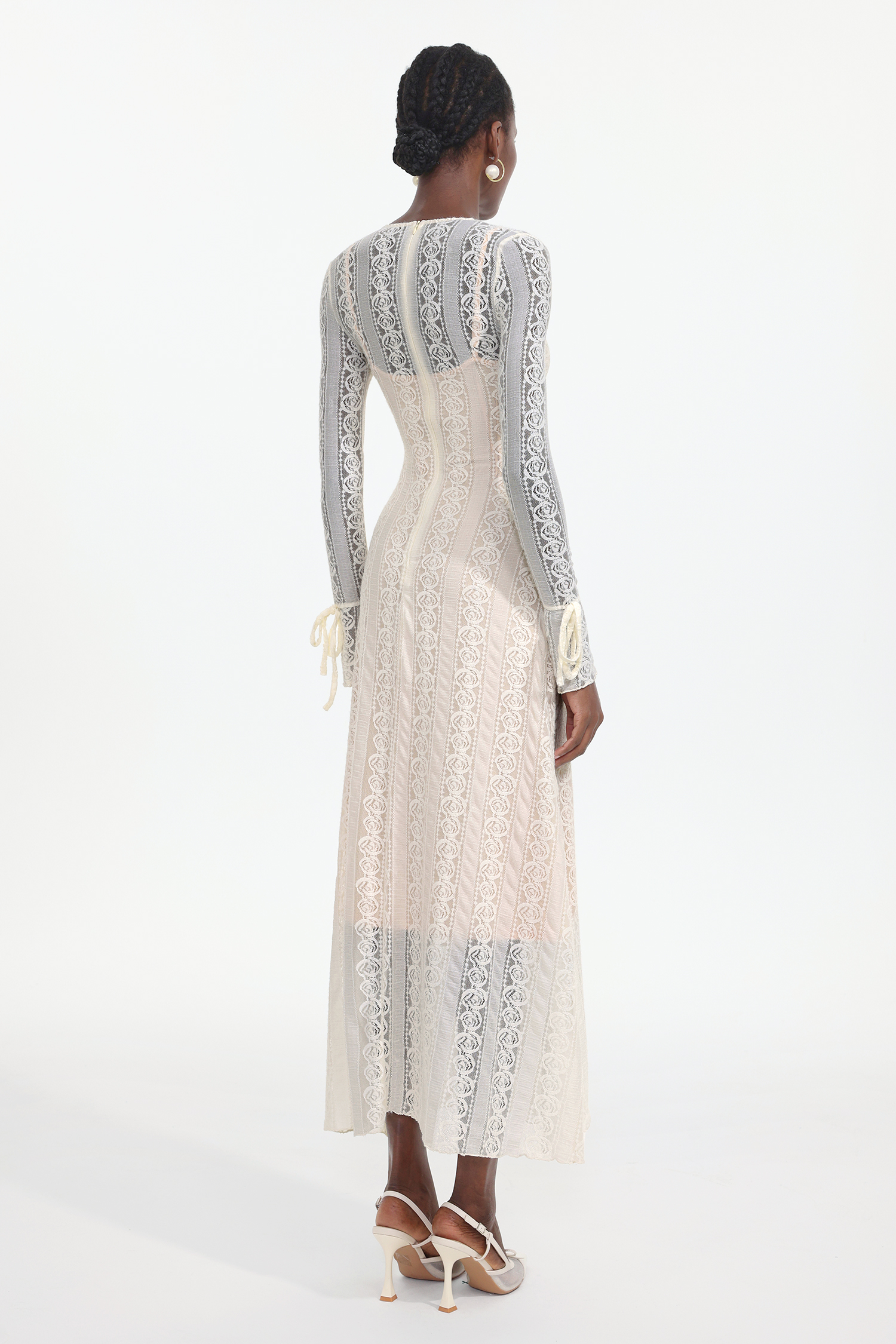 Katya Romantic Contour Long Sleeve Bow Lace White Maxi Dress