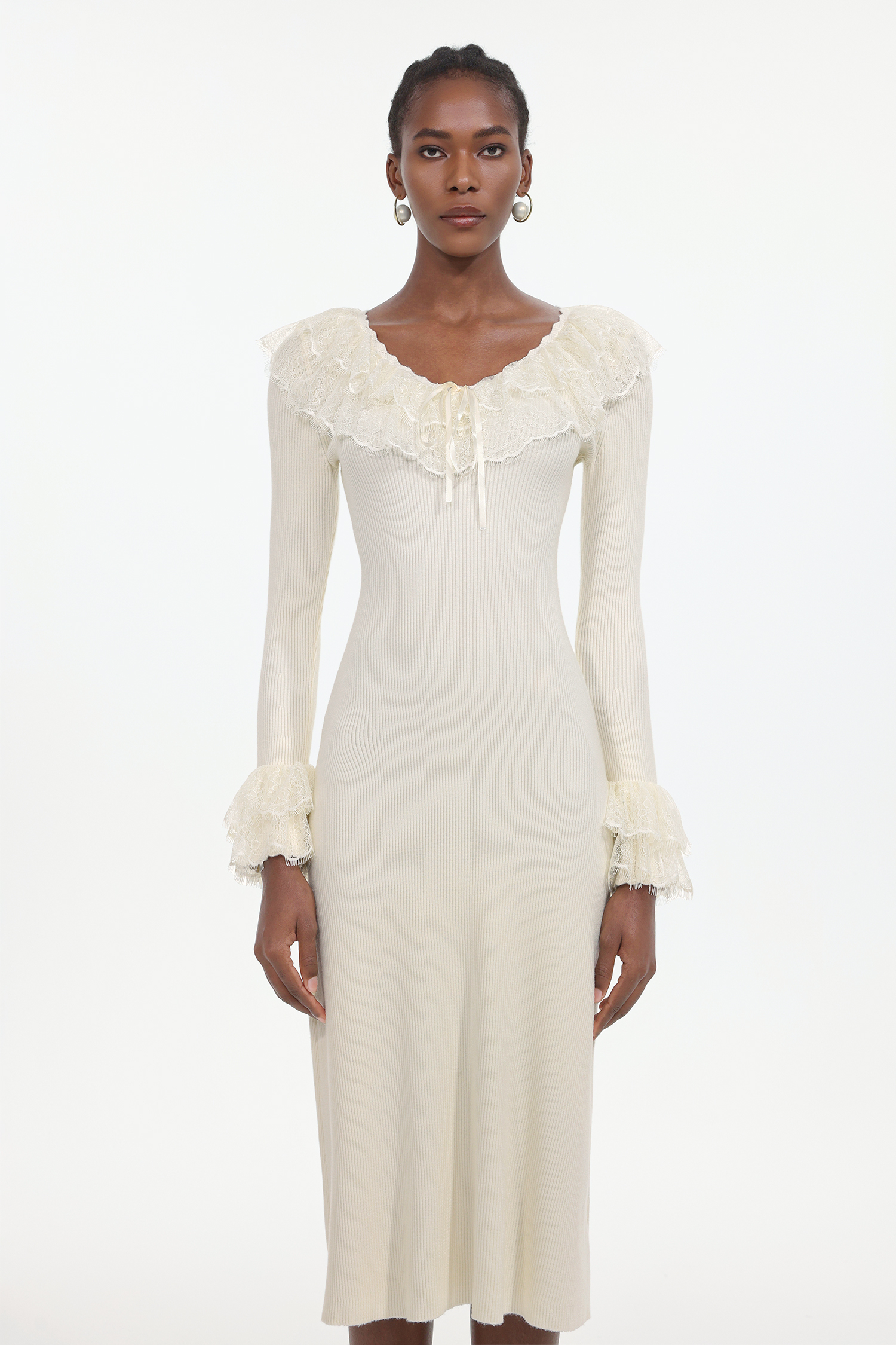 Darja Romantic Flowy Long Sleeve Lace Knit Midi Dress