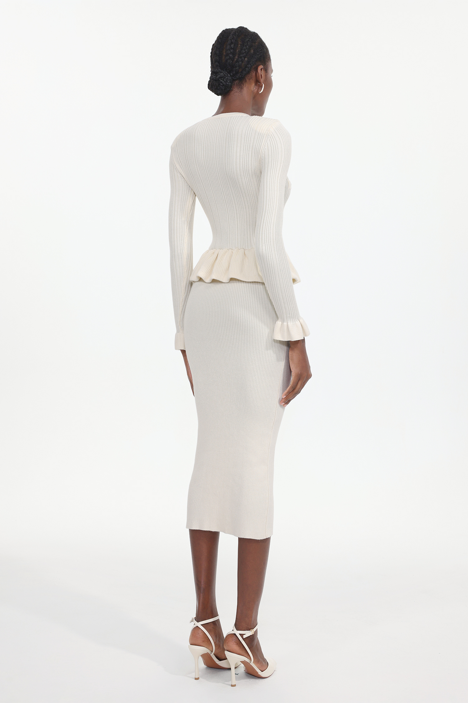Ninon Elegant Contour Long Sleeve Knit Midi Dress