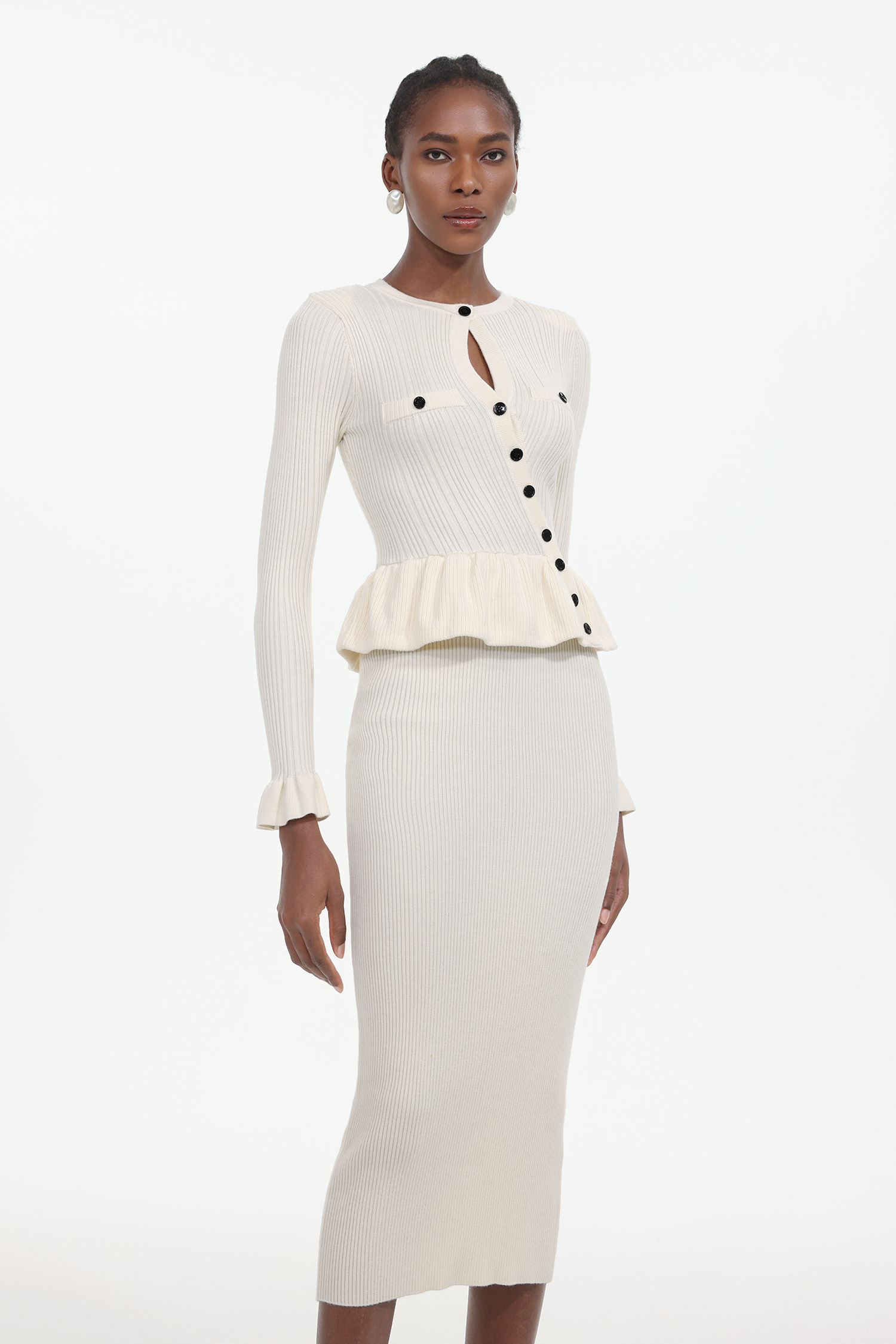 Ninon Elegant Contour Long Sleeve Knit Midi Dress