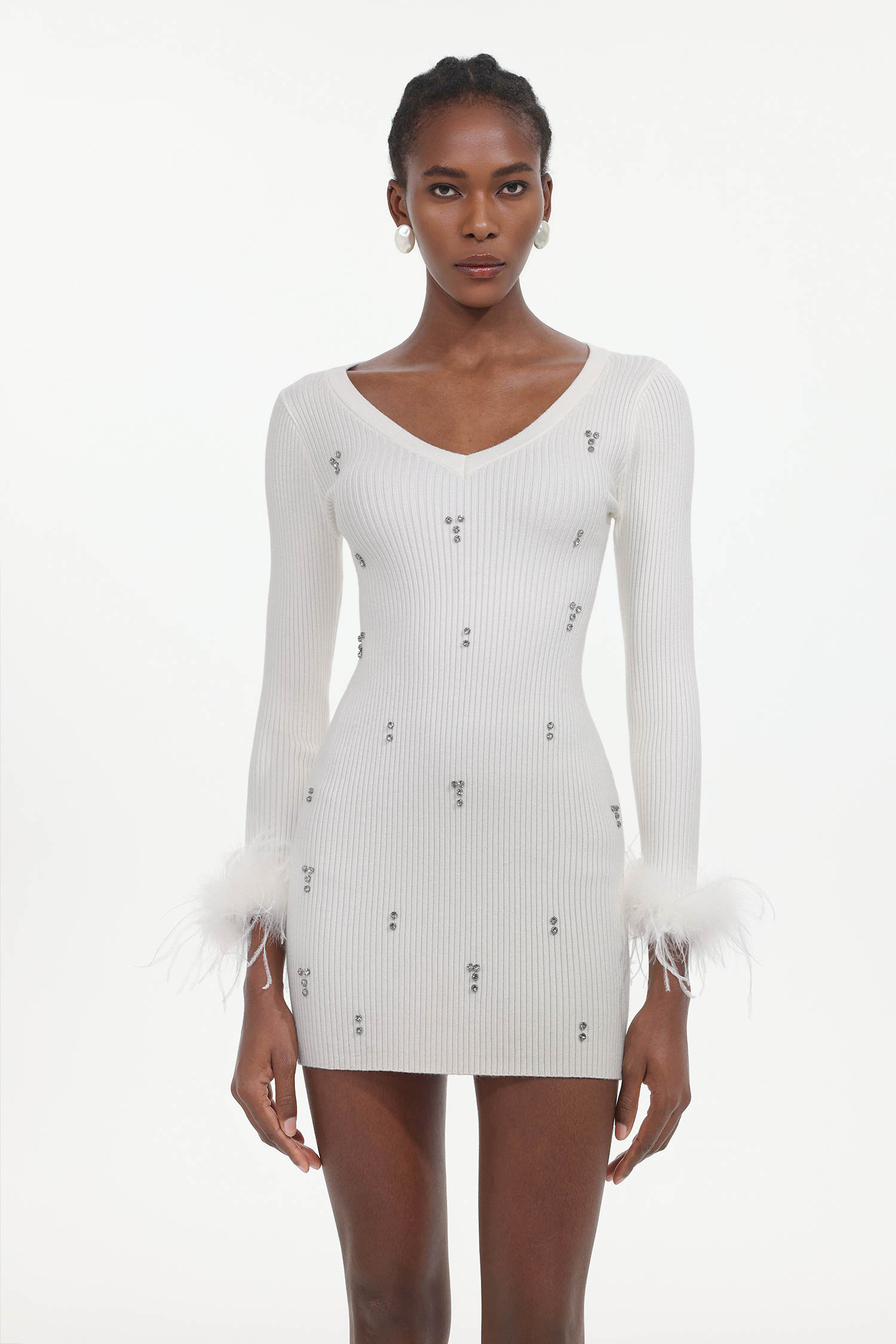 Moua Elegant Contour Long Sleeve Rhinestone Feather Knit White Mini Dress