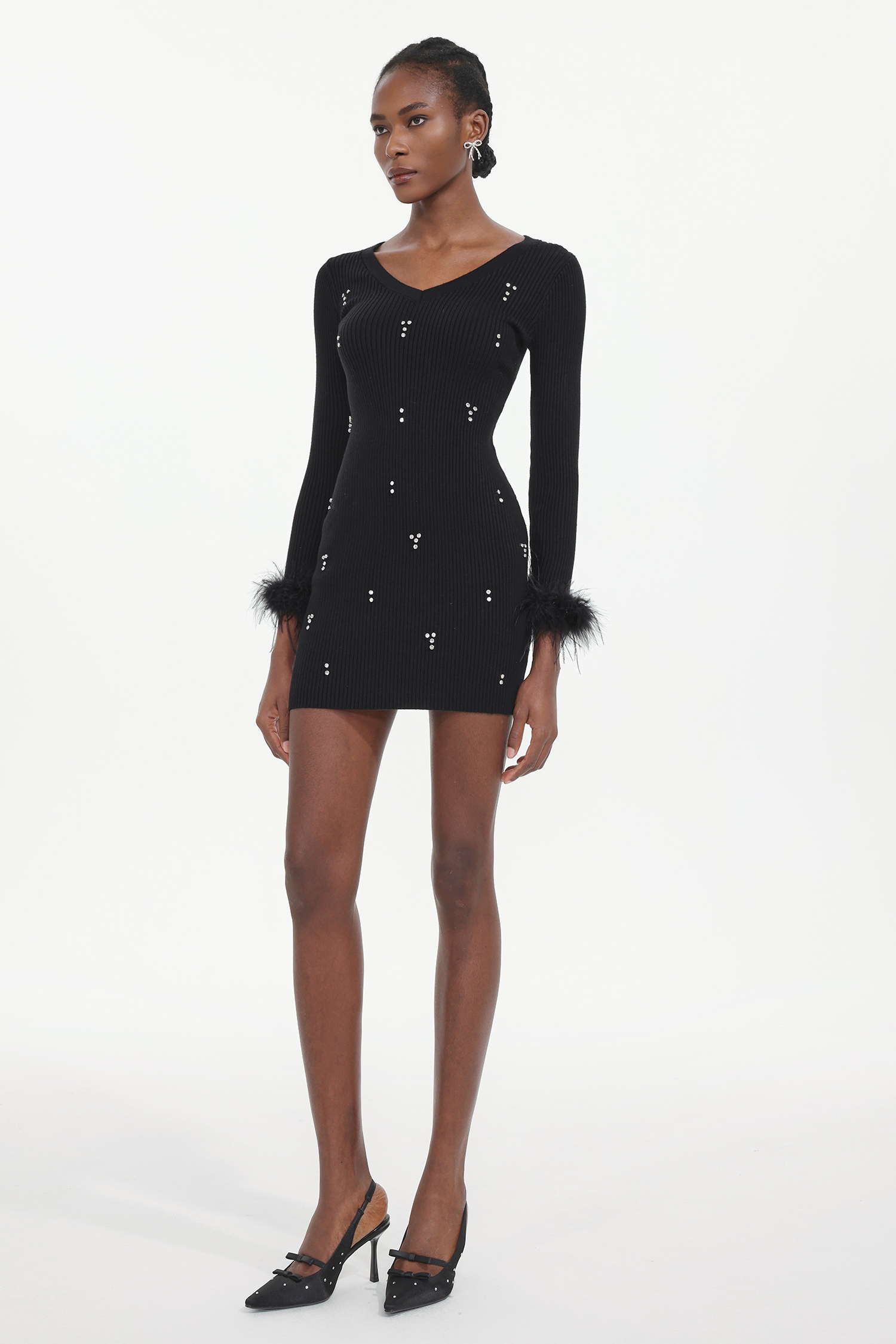 Moua Elegant Contour  Long Sleeve Rhinestone Feather Knit Black Mini Dress