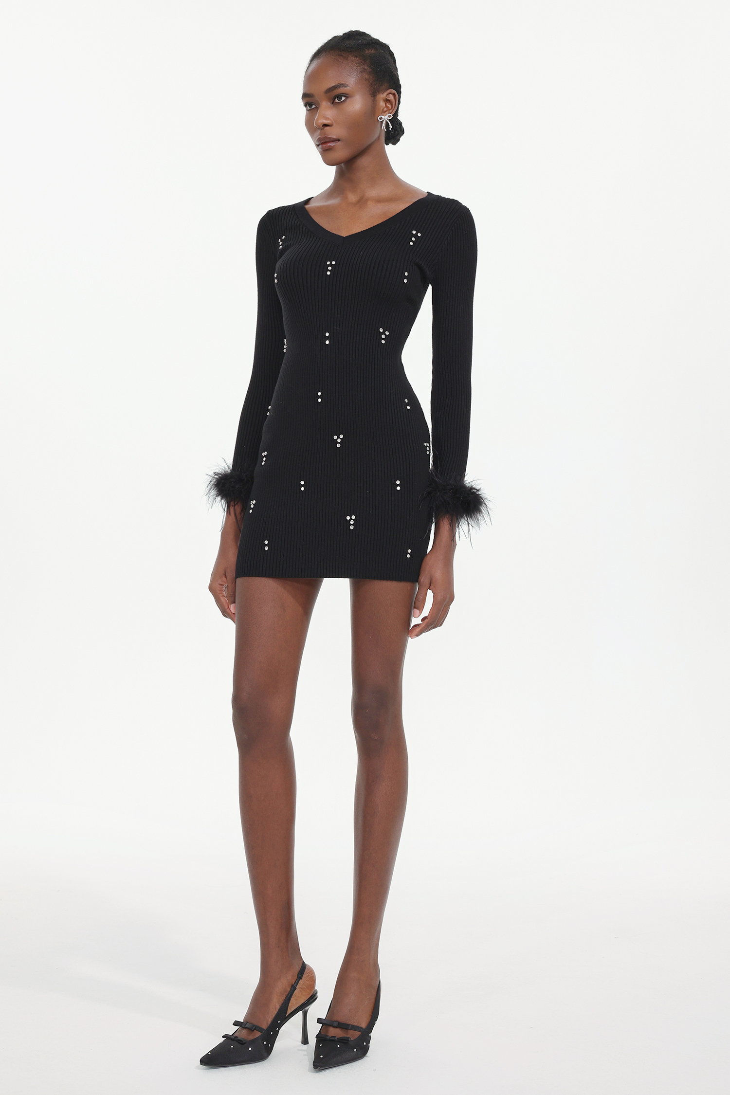Moua Elegant Contour  Long Sleeve Rhinestone Feather Knit Black Mini Dress