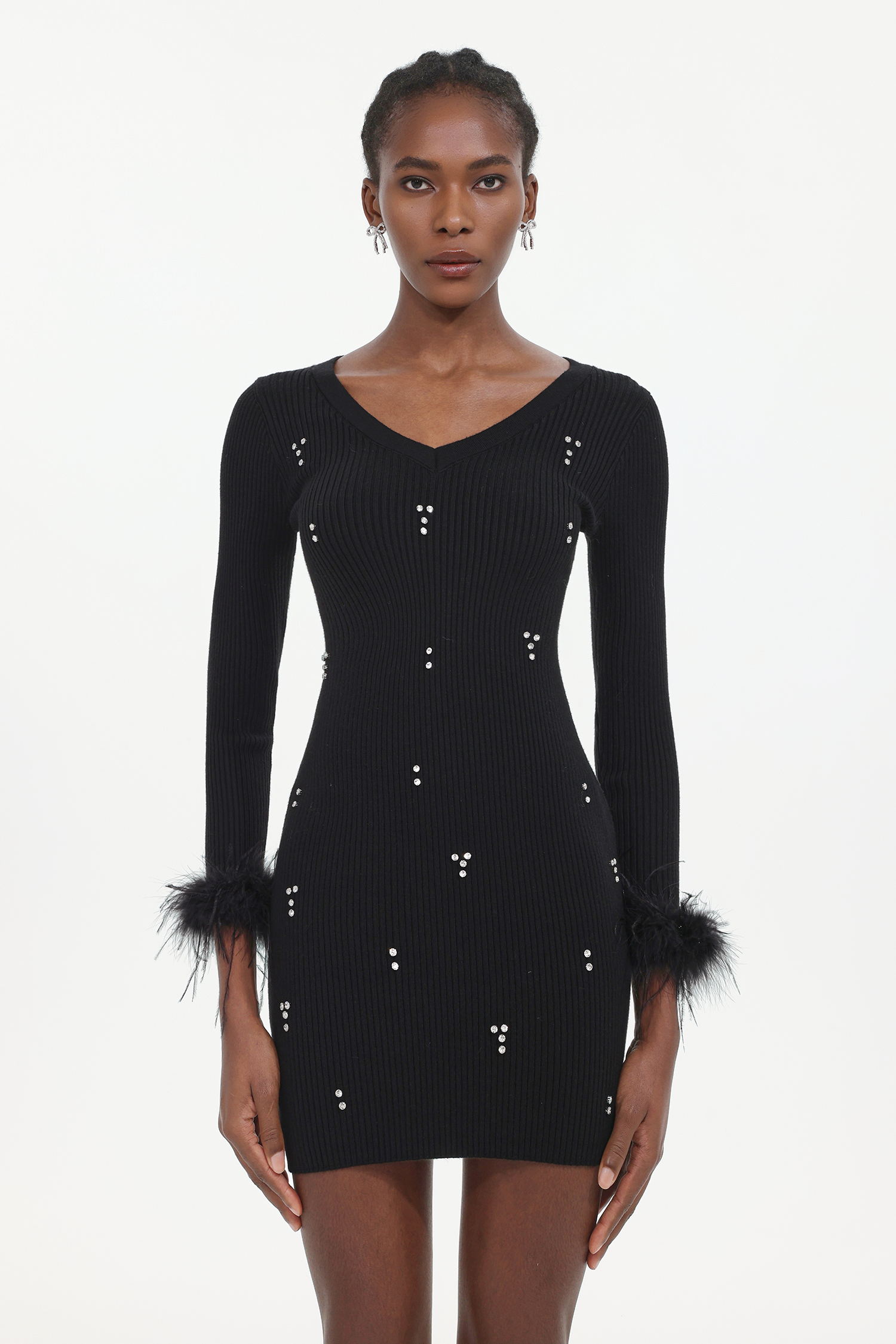 Moua Elegant Contour  Long Sleeve Rhinestone Feather Knit Black Mini Dress