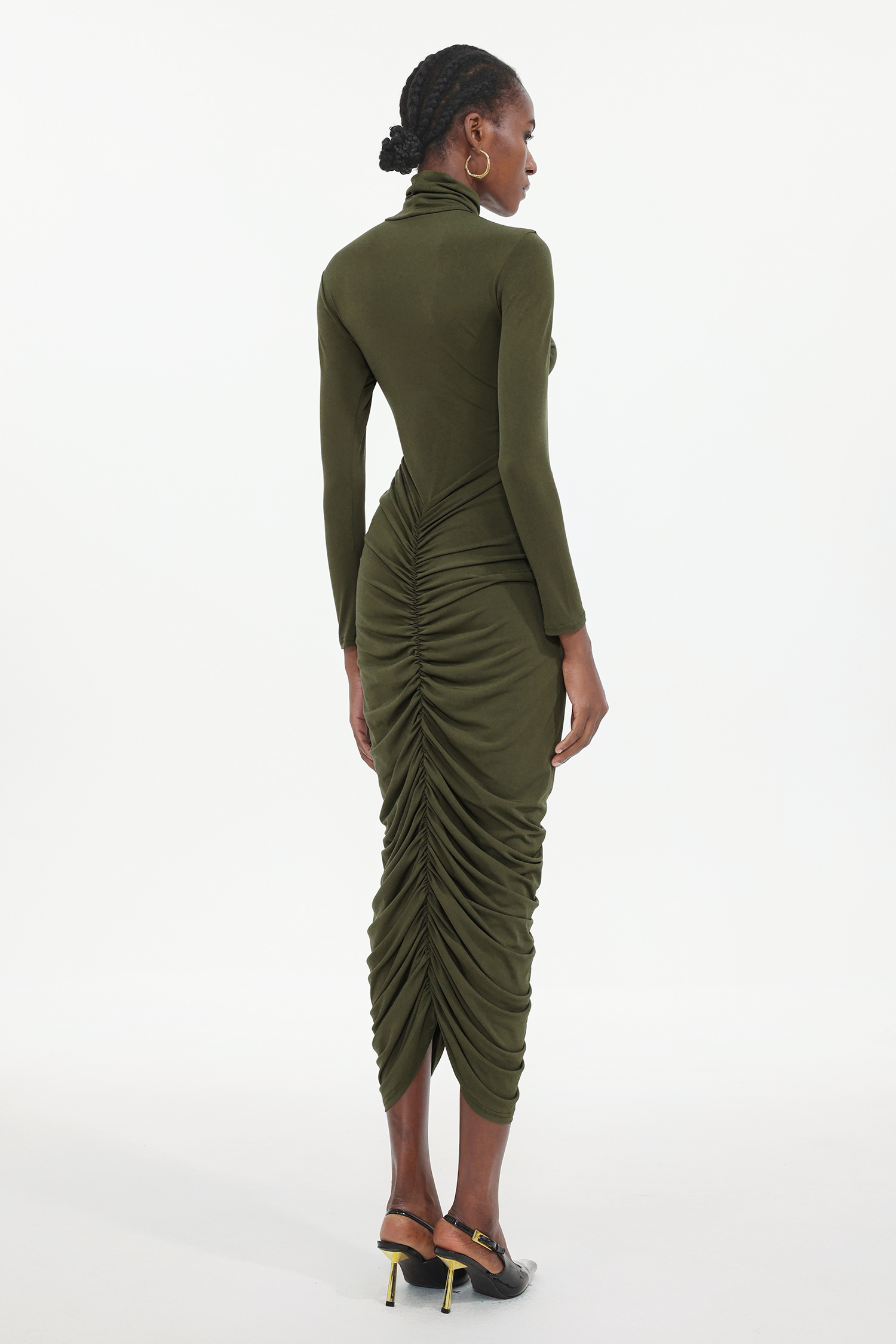 Tesare Elegant Contour Long Sleeve Ruched Knit Maxi Dress