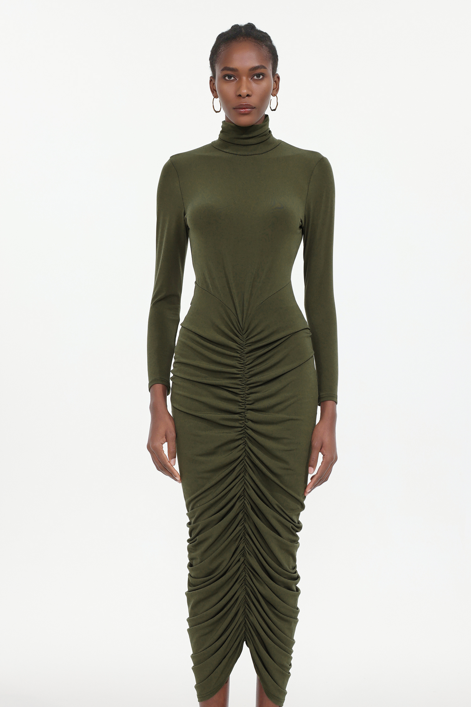 Tesare Elegant Contour Long Sleeve Ruched Knit Maxi Dress