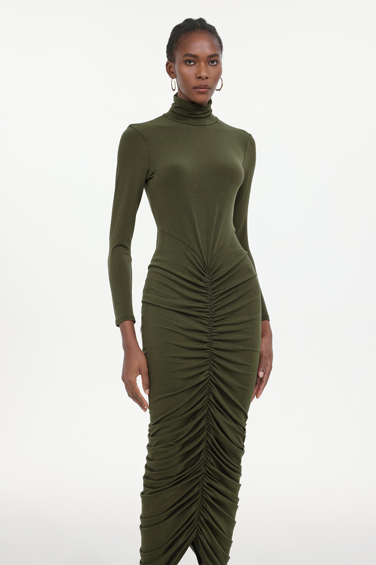 Tesare Elegant Contour Long Sleeve Ruched Knit Maxi Dress