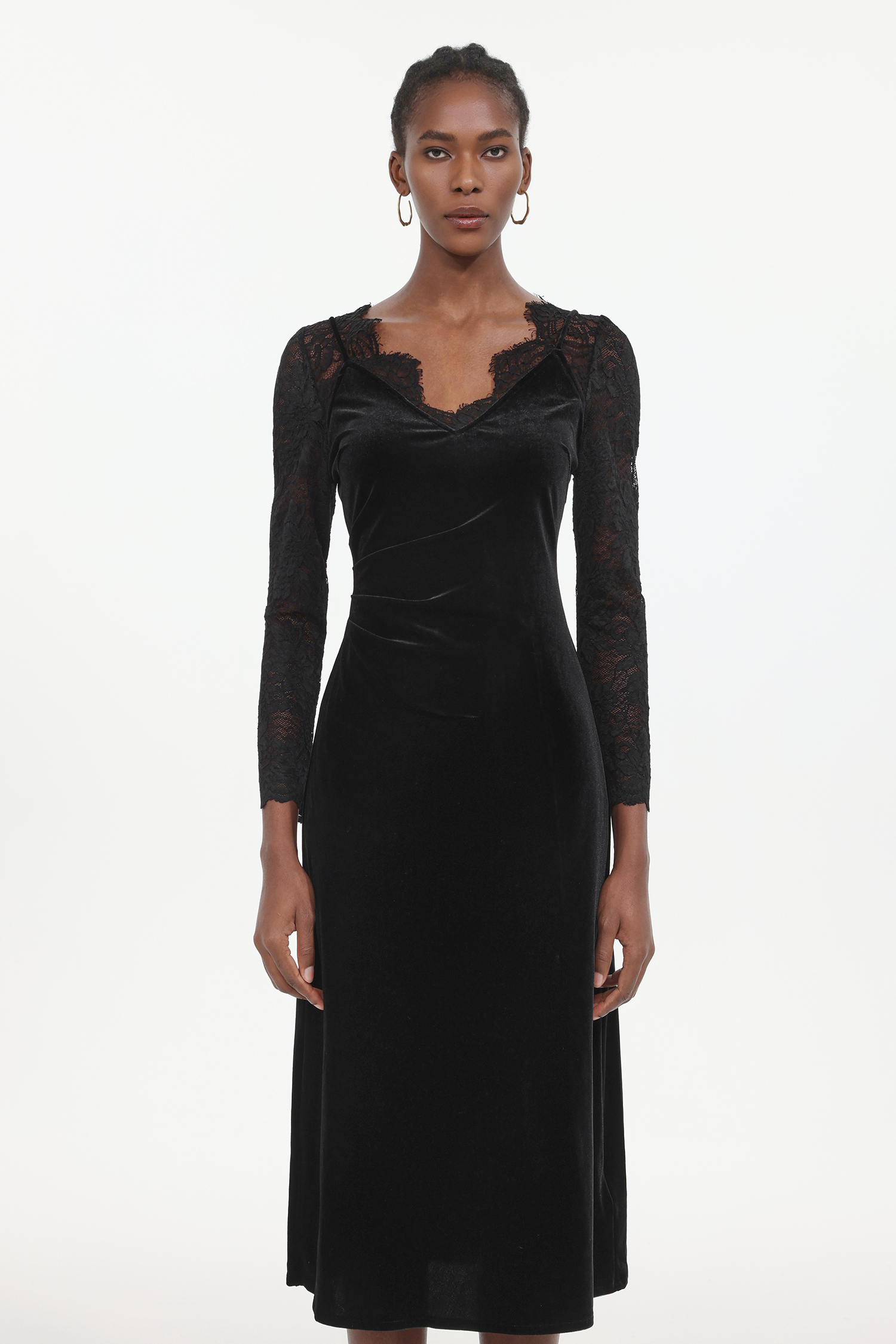 Gianna Elegant Contour Long Sleeve Lace Velvet Maxi Dress